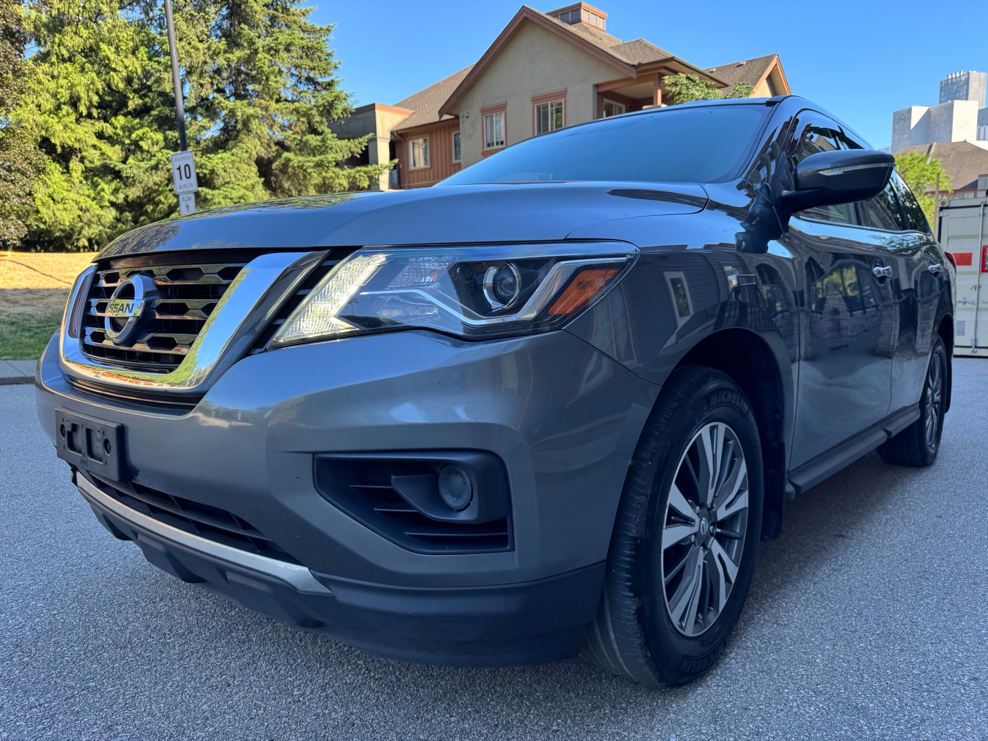 2017 Nissan Pathfinder 2WD 4dr S