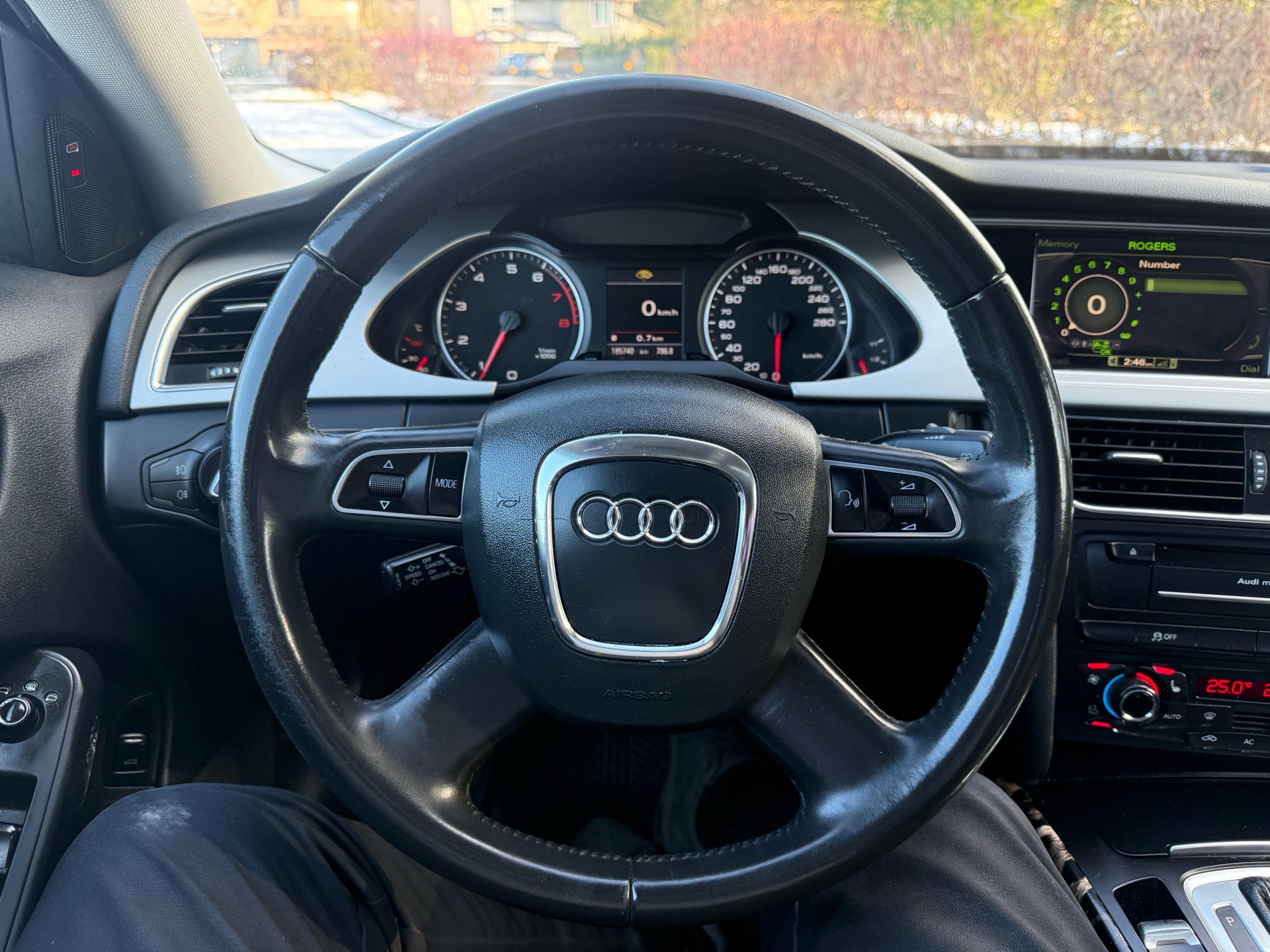 /1441550bcltd/2012-Audi-A4-35040983669742376.jpg