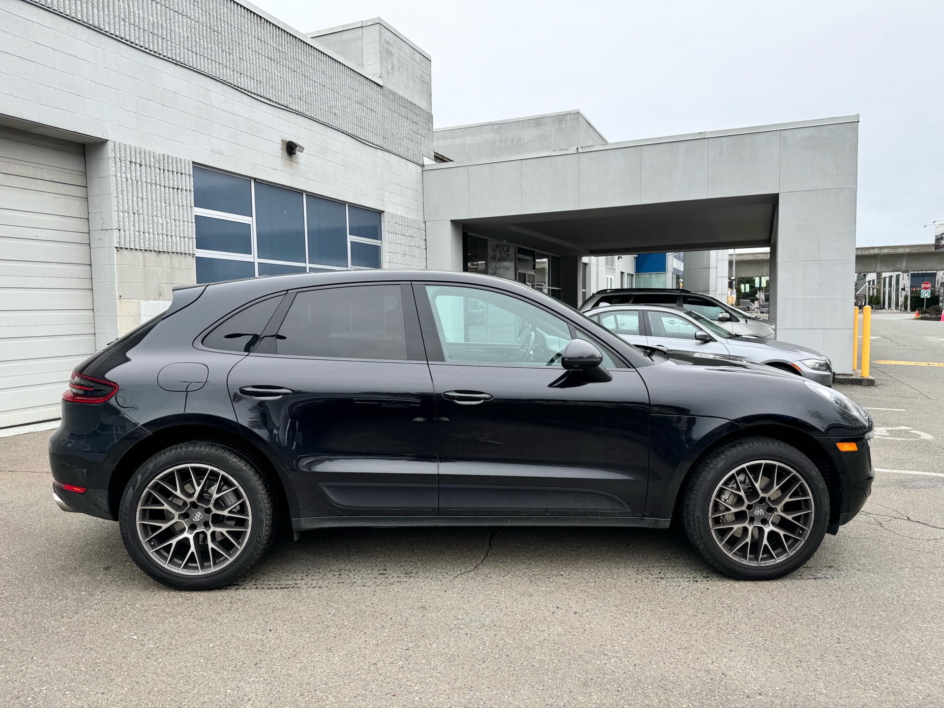 /1475356bcltd/2018-Porsche-Macan-5403501918570892.jpg
