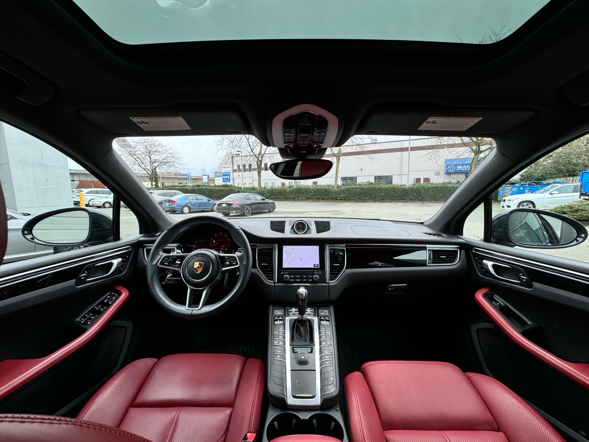/1475356bcltd/2018-Porsche-Macan-8624279937051815.jpg