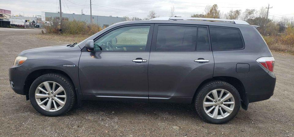 /2007785ontarioinc/2010-Toyota-Highlander-7858031385858768.jpg