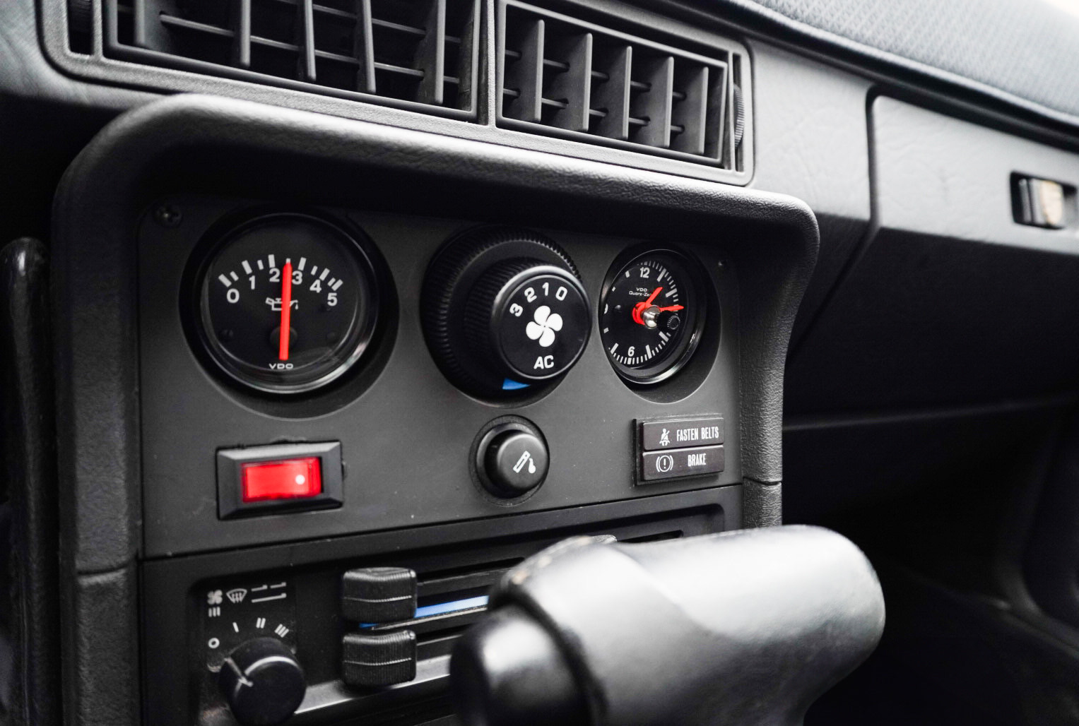 /2081809ontarioinc/1987-Porsche-924S-6269348665267074.jpg