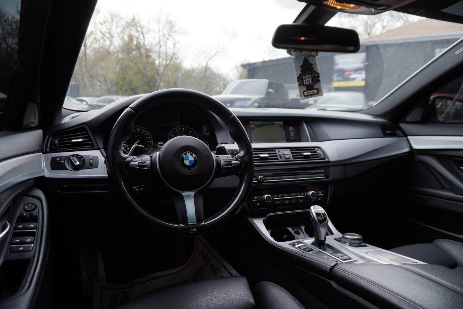 /2081809ontarioinc/2016-BMW-5Series-29228307091393835.jpg