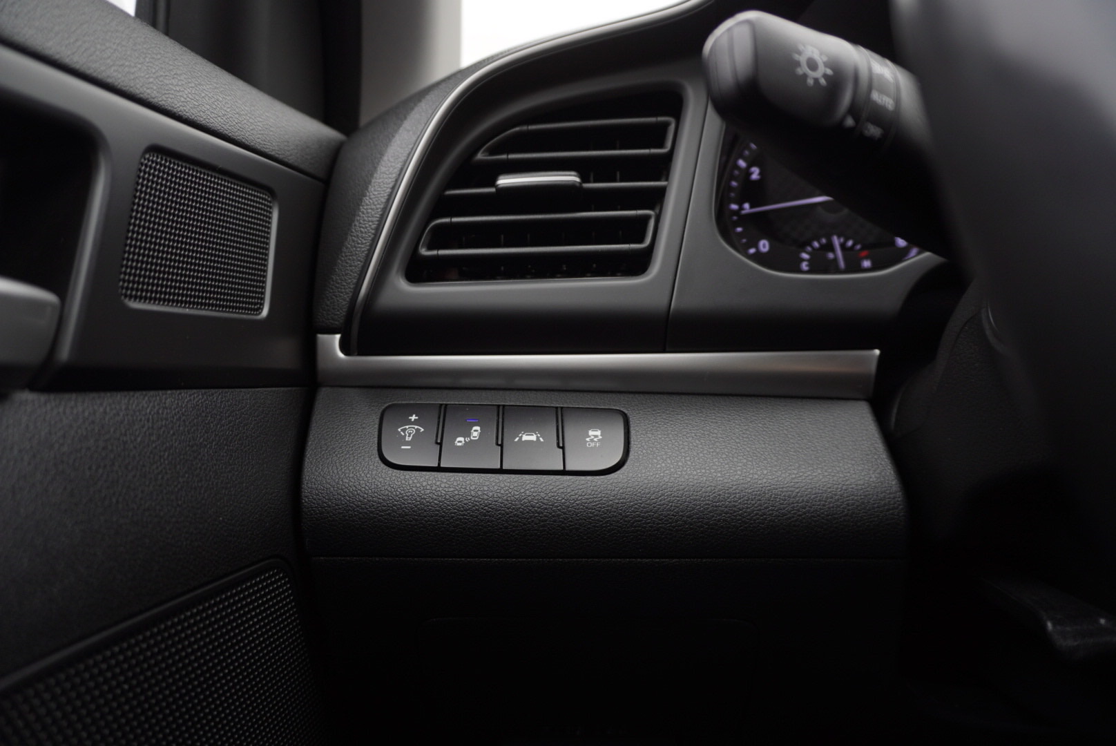 /2081809ontarioinc/2019-Hyundai-Elantra-6516876195803525.jpg