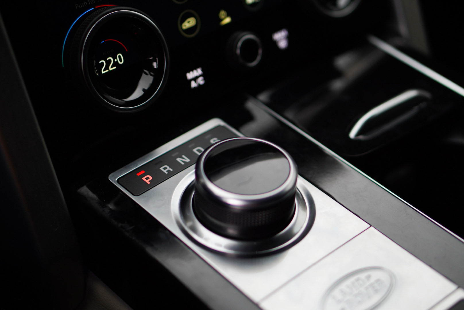 /2081809ontarioinc/2020-LandRover-RangeRover-9760943859344997.jpg