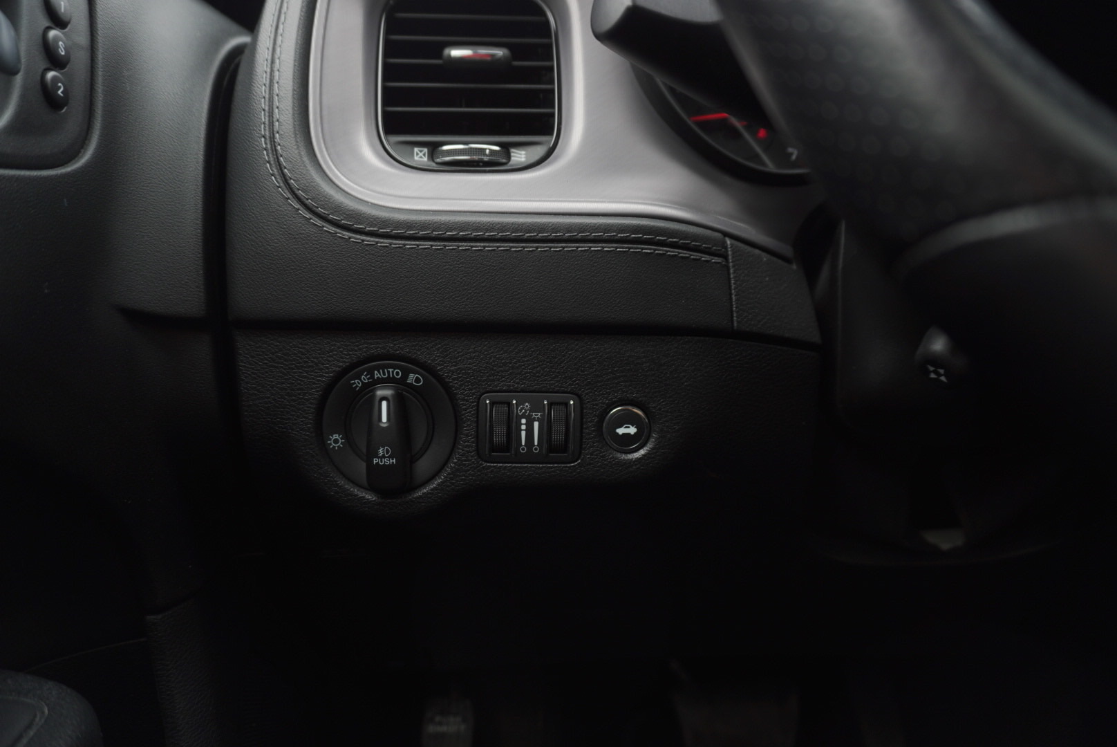 /2081809ontarioinc/2023-Dodge-Charger-5003300542161264.jpg