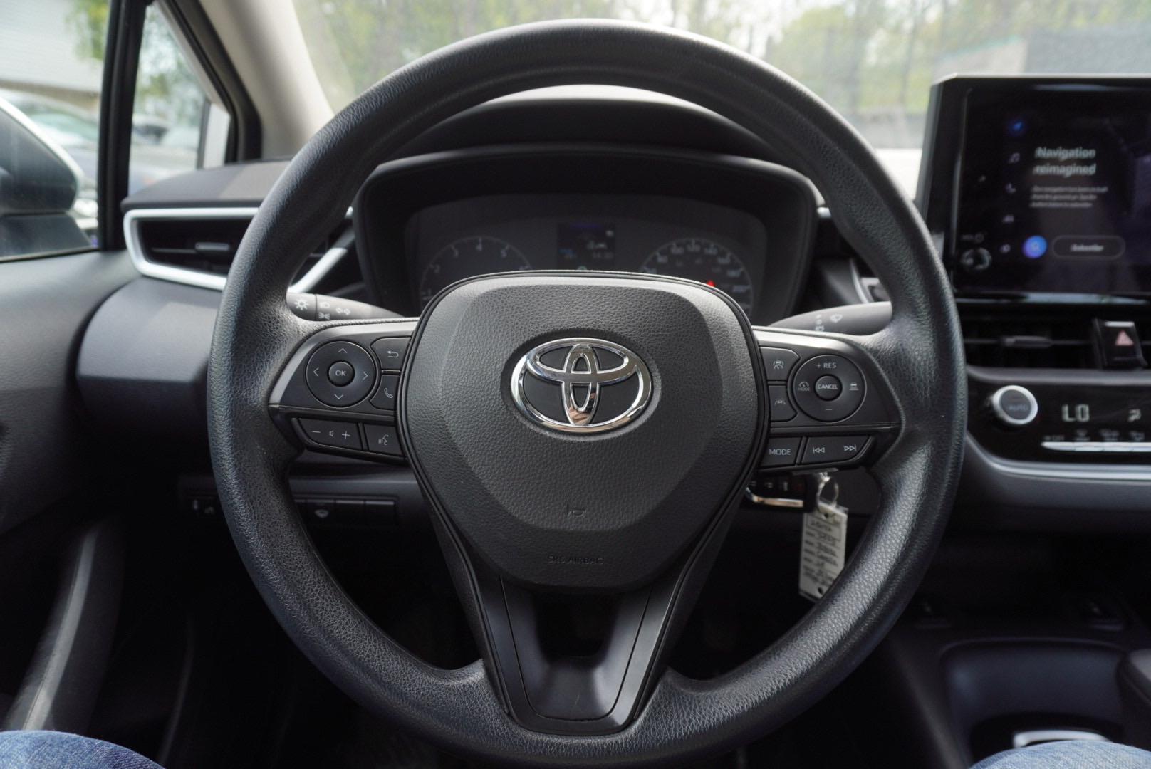 /2081809ontarioinc/2023-Toyota-Corolla-5254403450435876.jpg
