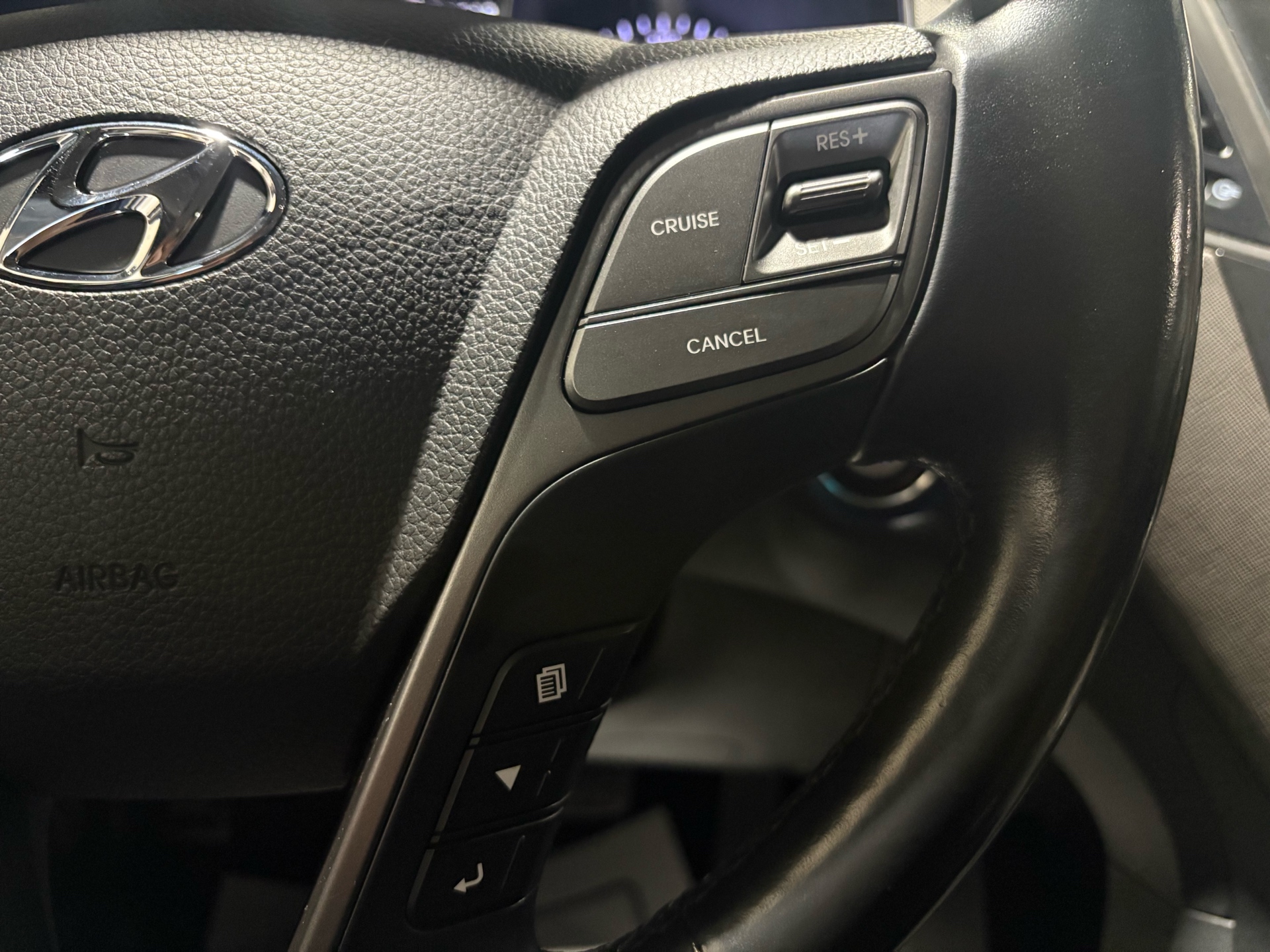 /a2torontoauto/2018-Hyundai-SantaFe-12334819679644315.jpg