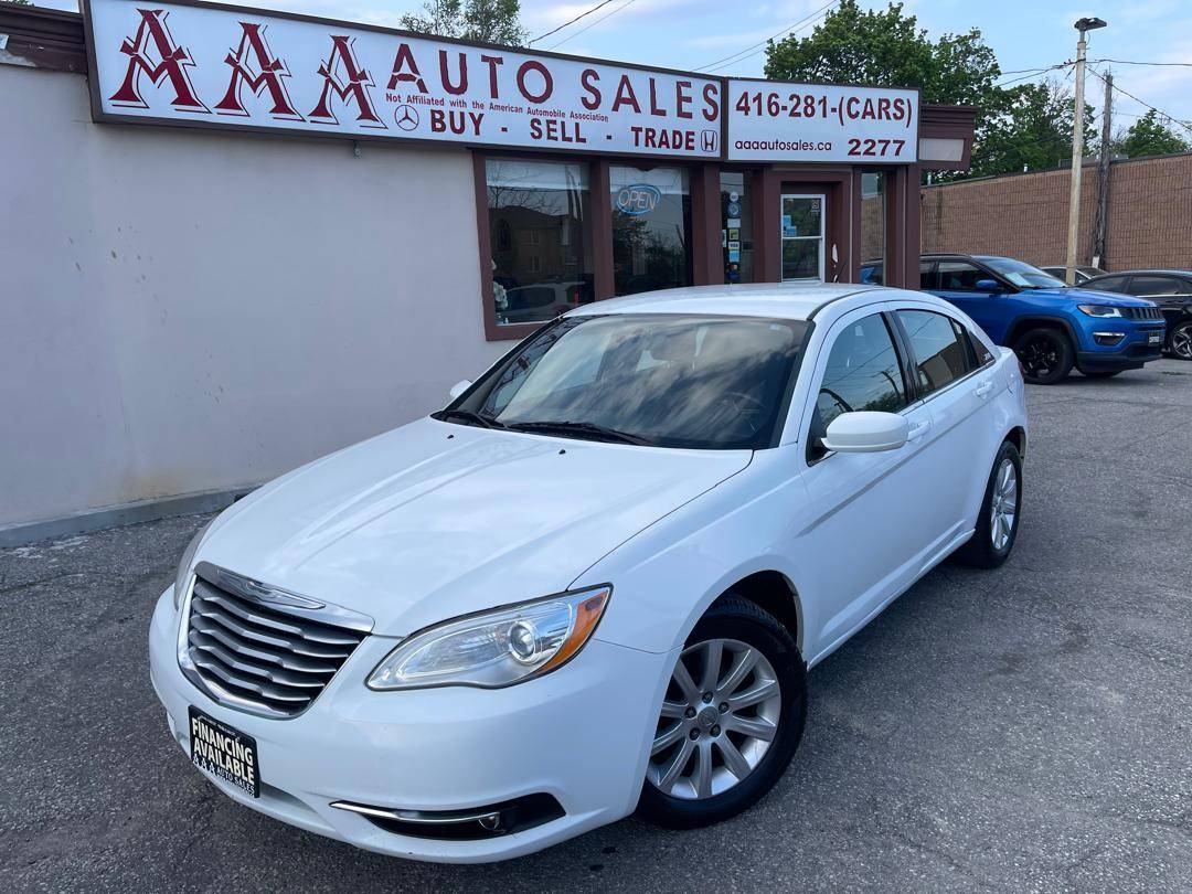 2012 Chrysler 200 4dr Sdn Touring No Accidents HTD Seats New Tires
