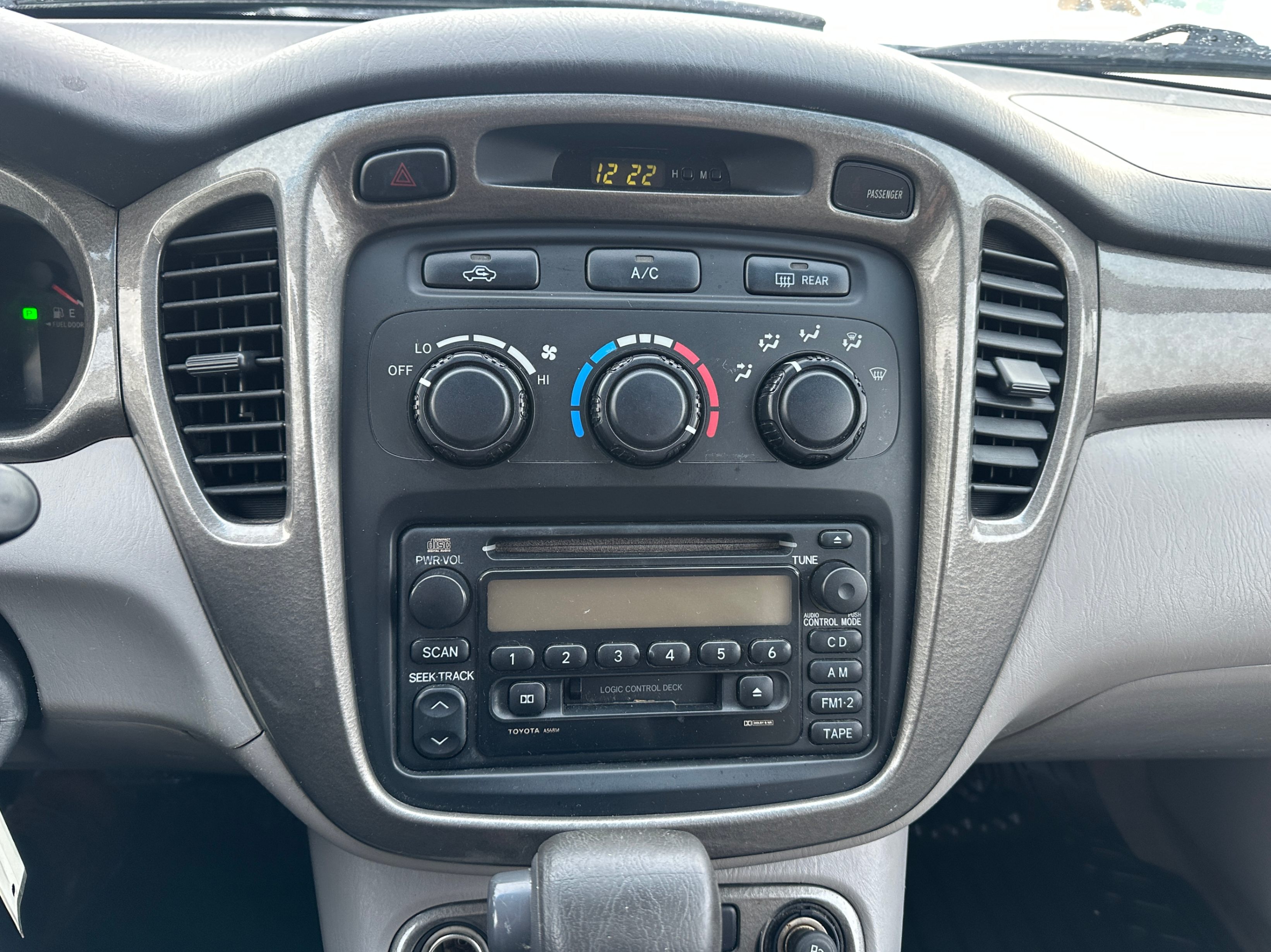 /aiautogroup/2002-Toyota-Highlander-41836167607423325.jpg