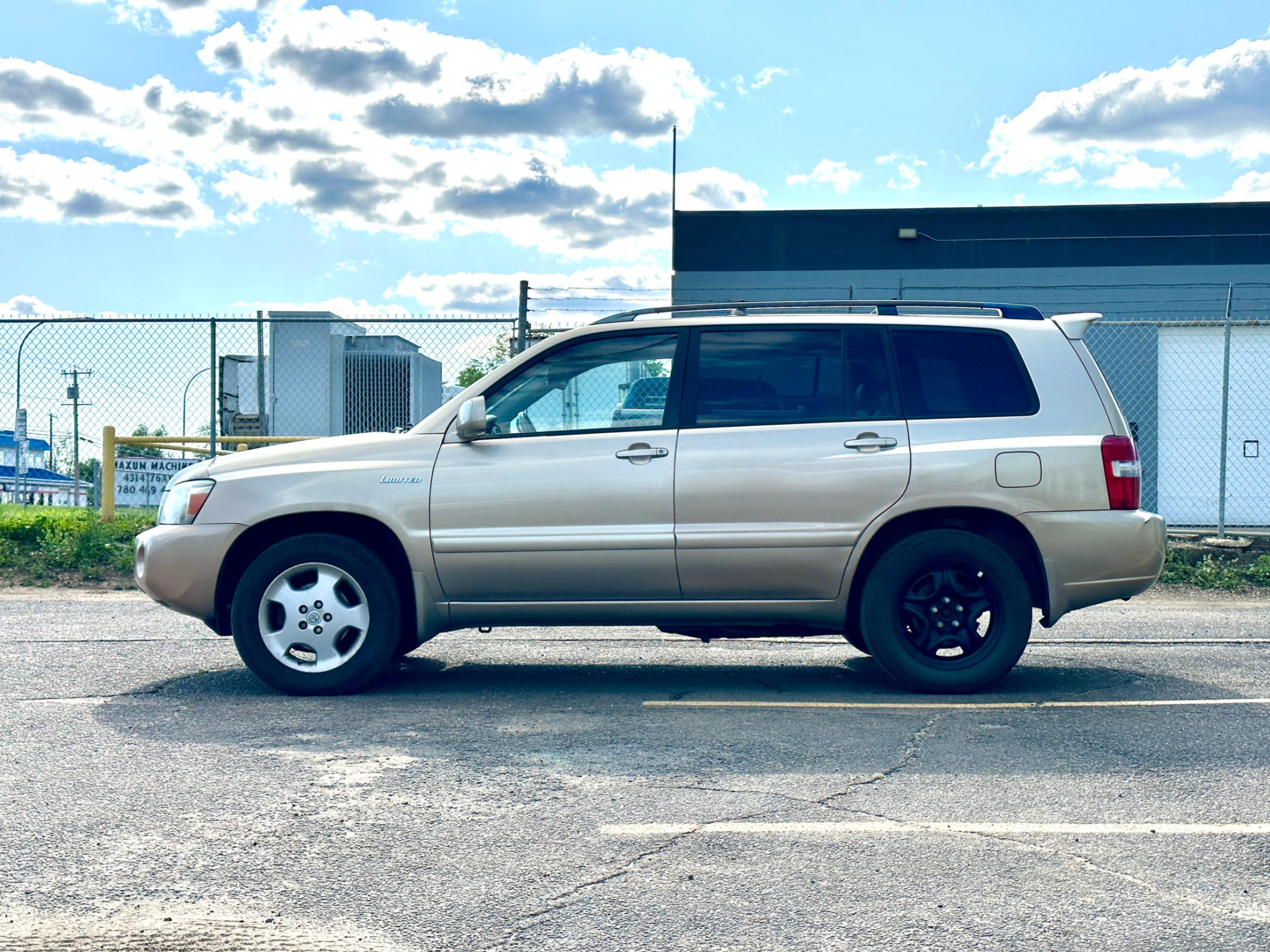/aiautogroup/2005-Toyota-Highlander-552359023267277.jpg