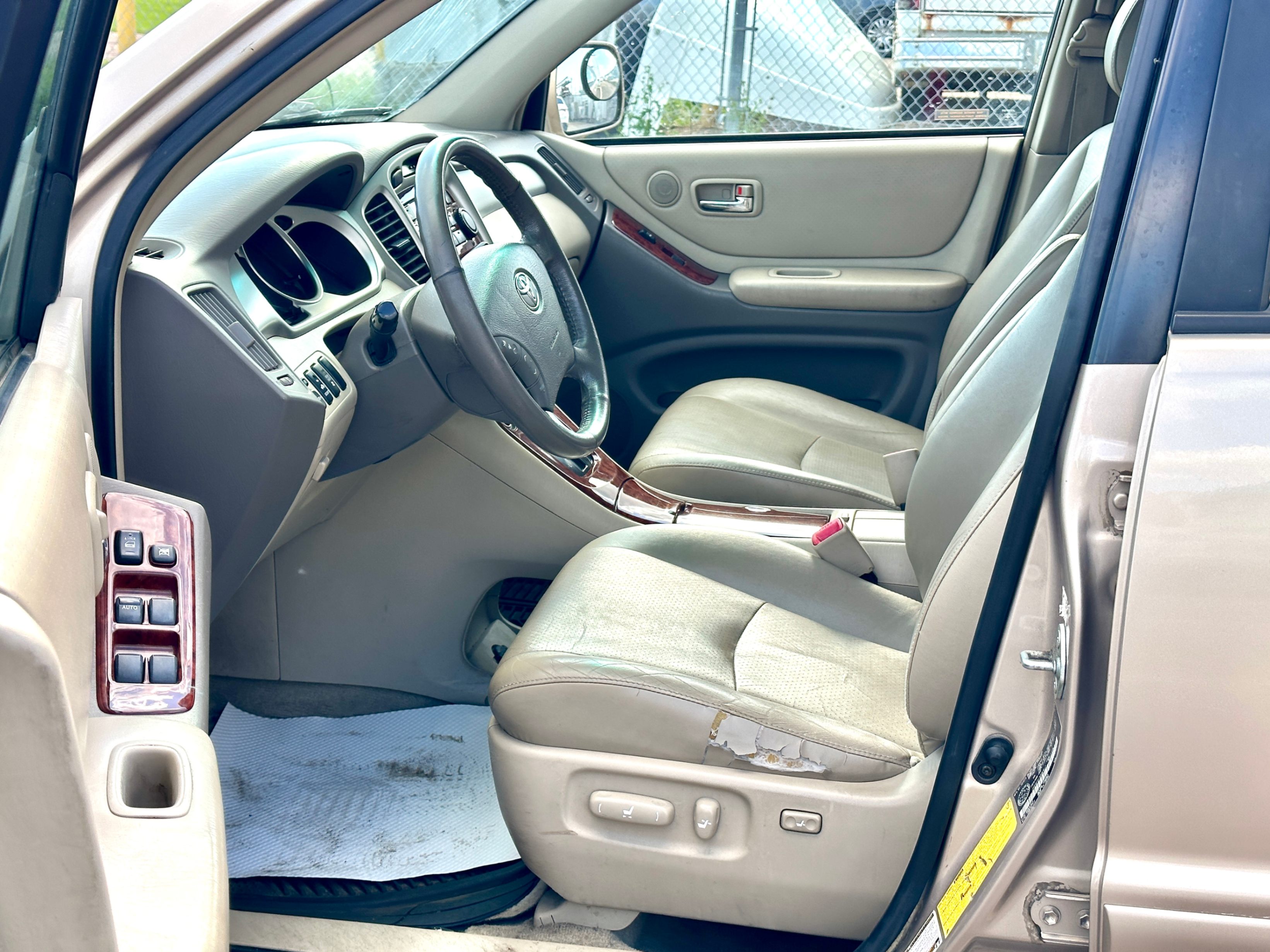 /aiautogroup/2005-Toyota-Highlander-770167773643708.jpg