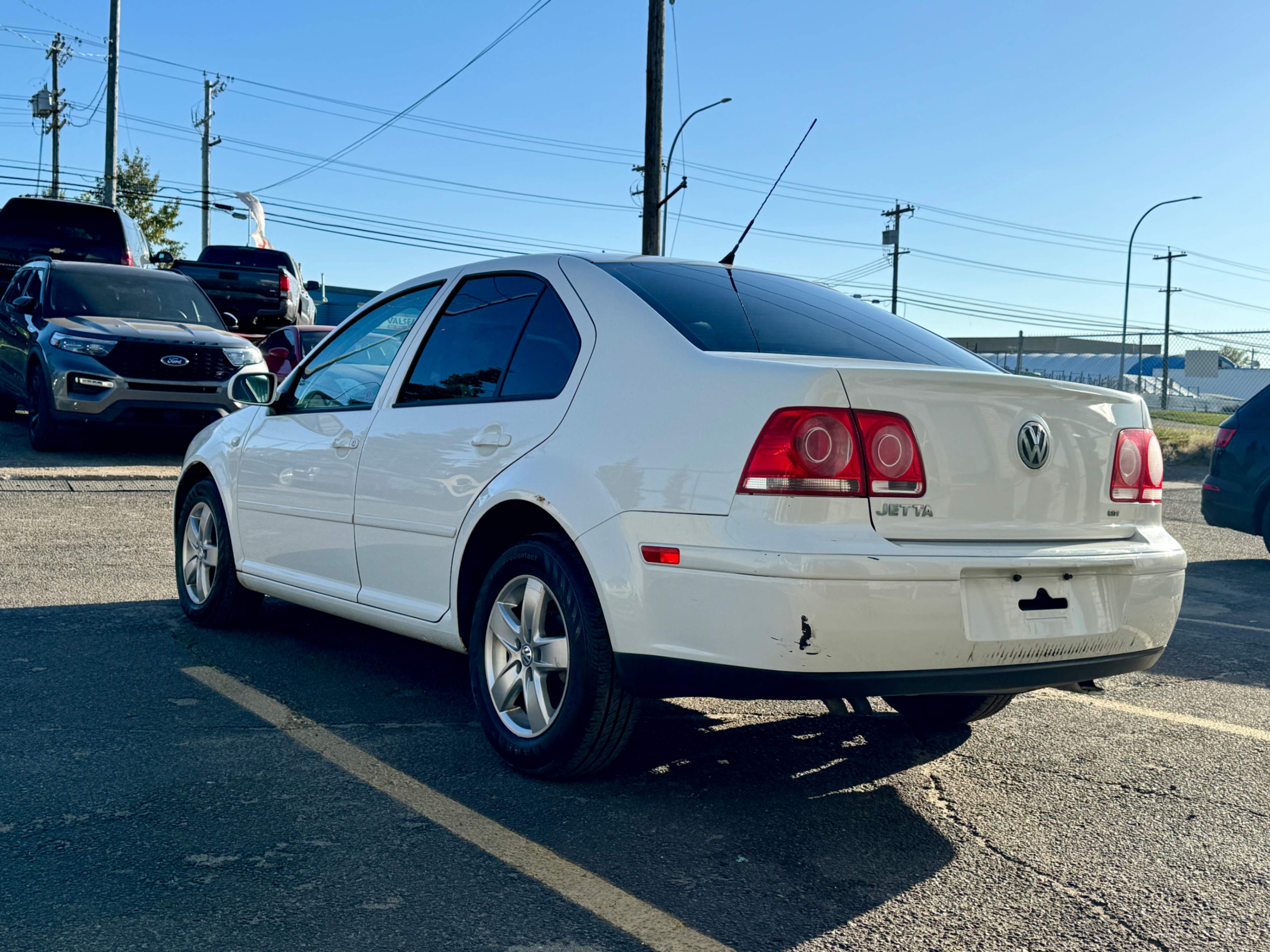 /aiautogroup/2009-Volkswagen-CityJetta-29384272892426977.jpg