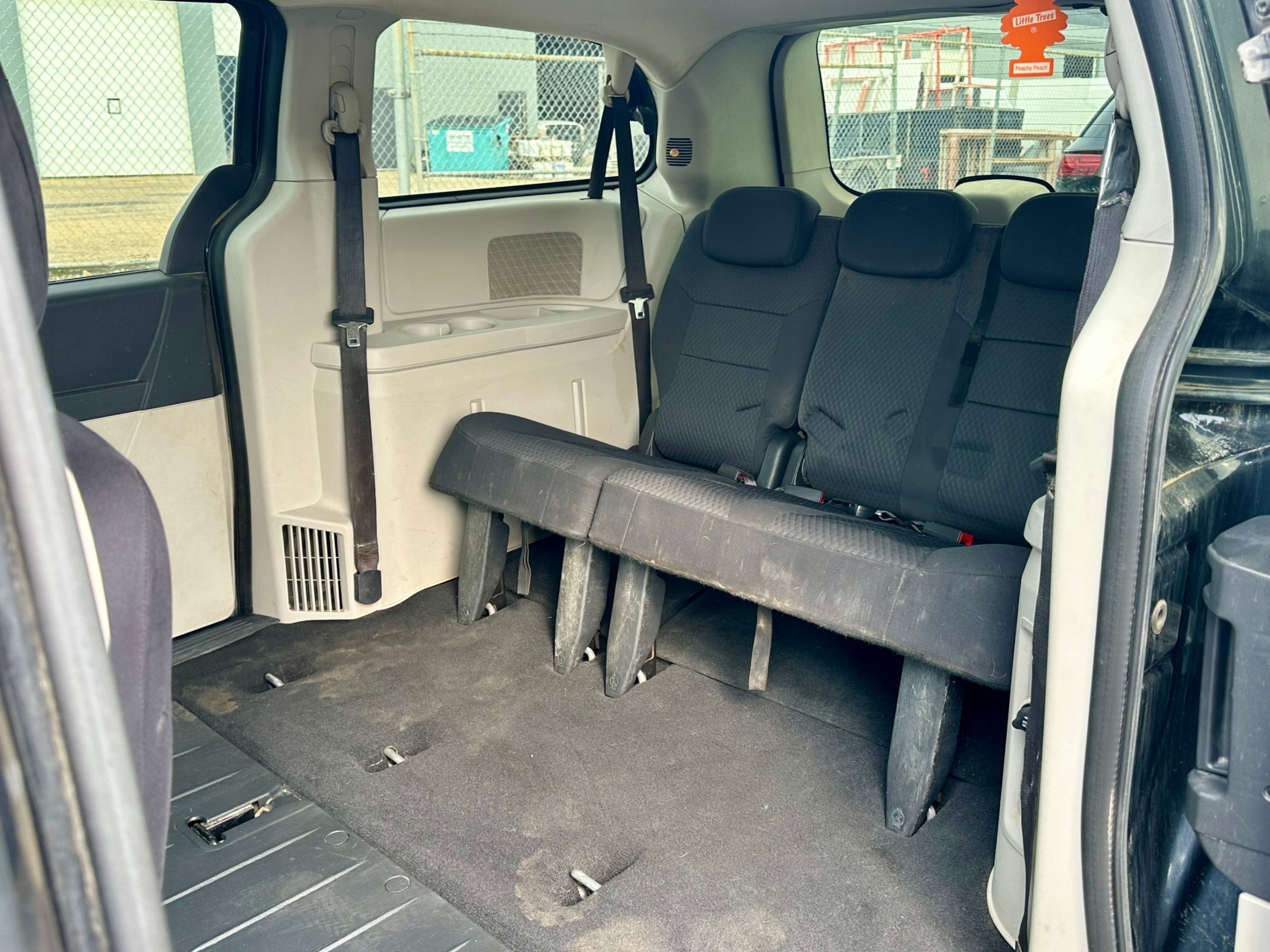 /aiautogroup/2010-Dodge-GrandCaravan-03910489503338255.jpg