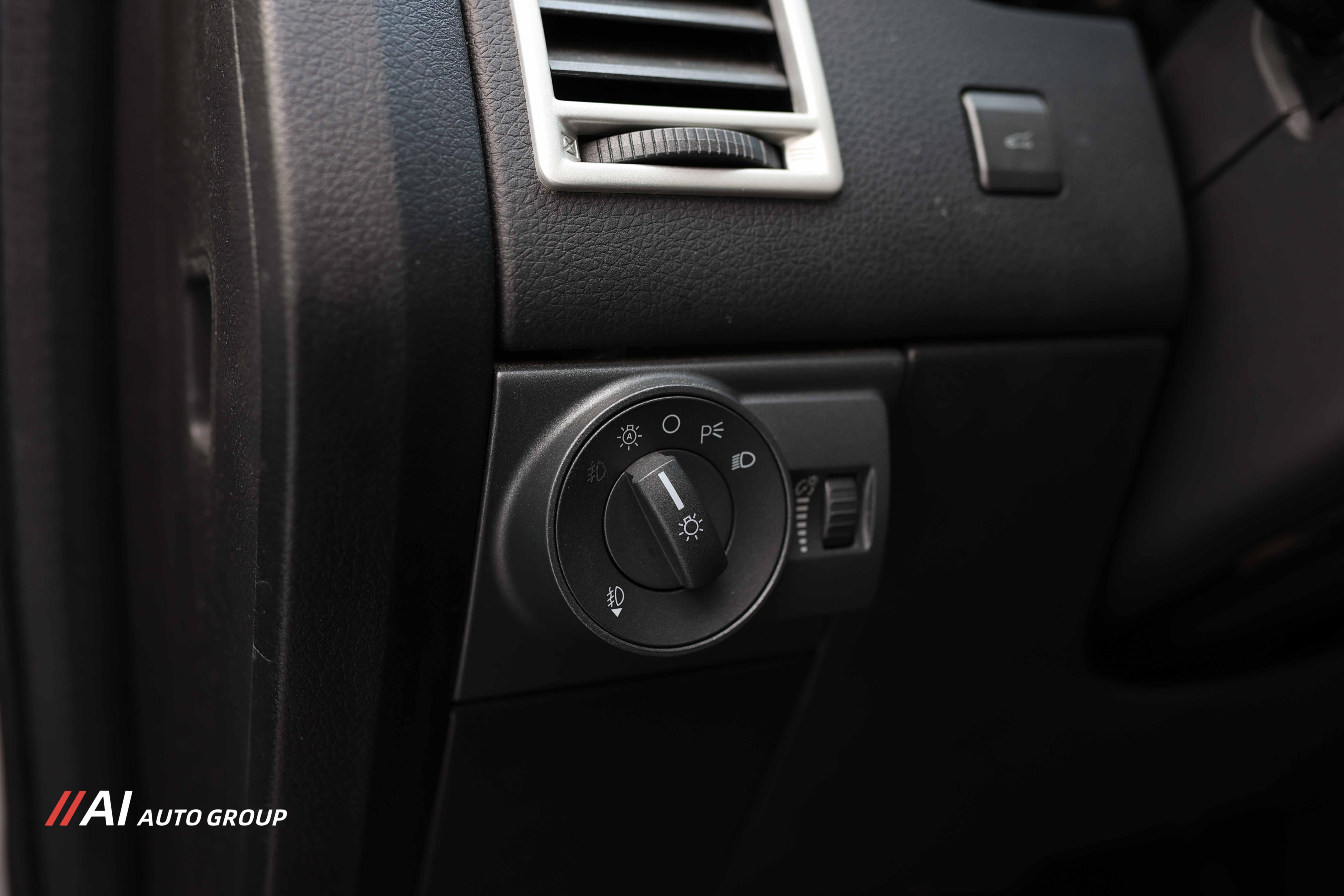 /aiautogroup/2010-Lincoln-MKX-03386813434570657.jpg