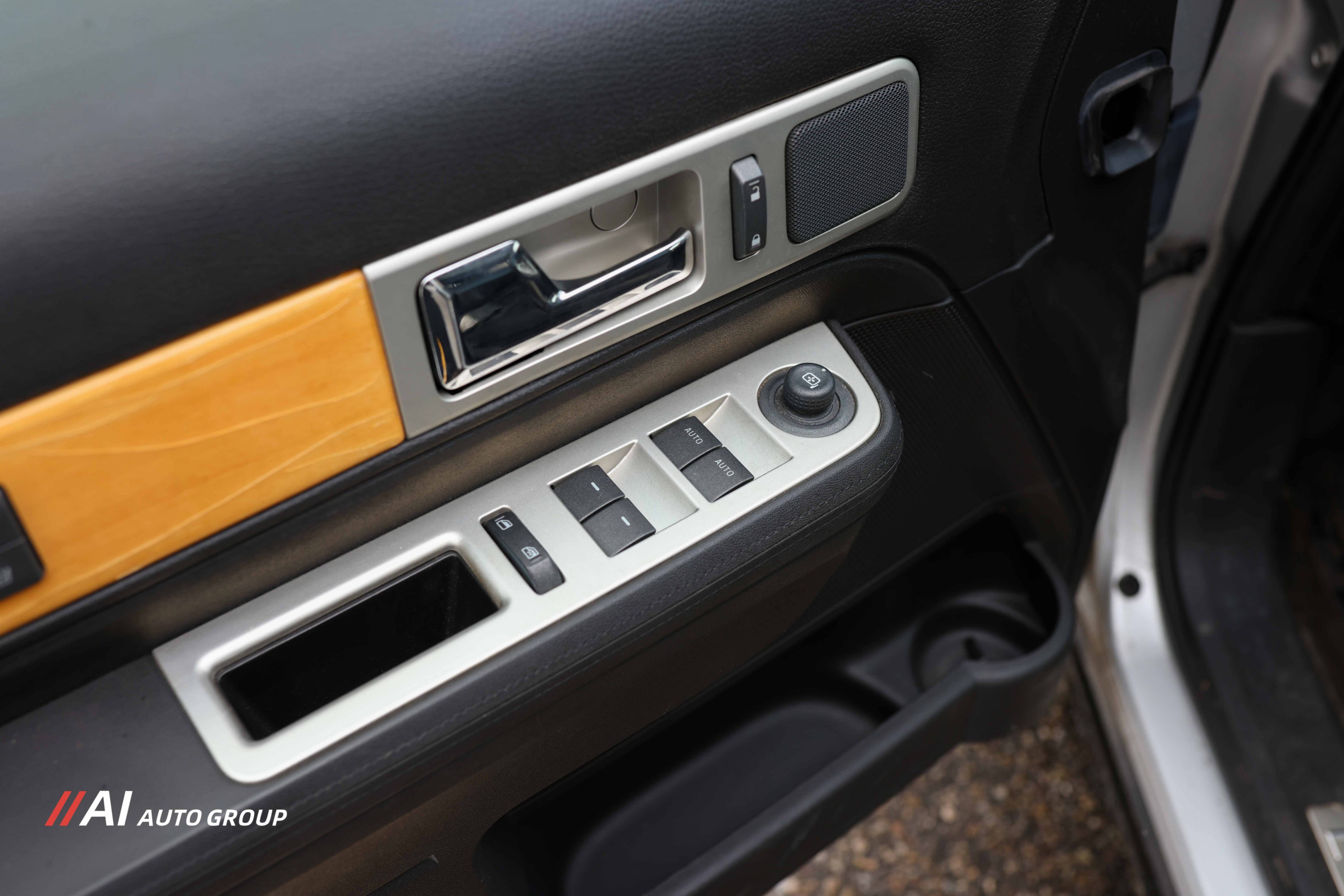 /aiautogroup/2010-Lincoln-MKX-08462292663282511.jpg