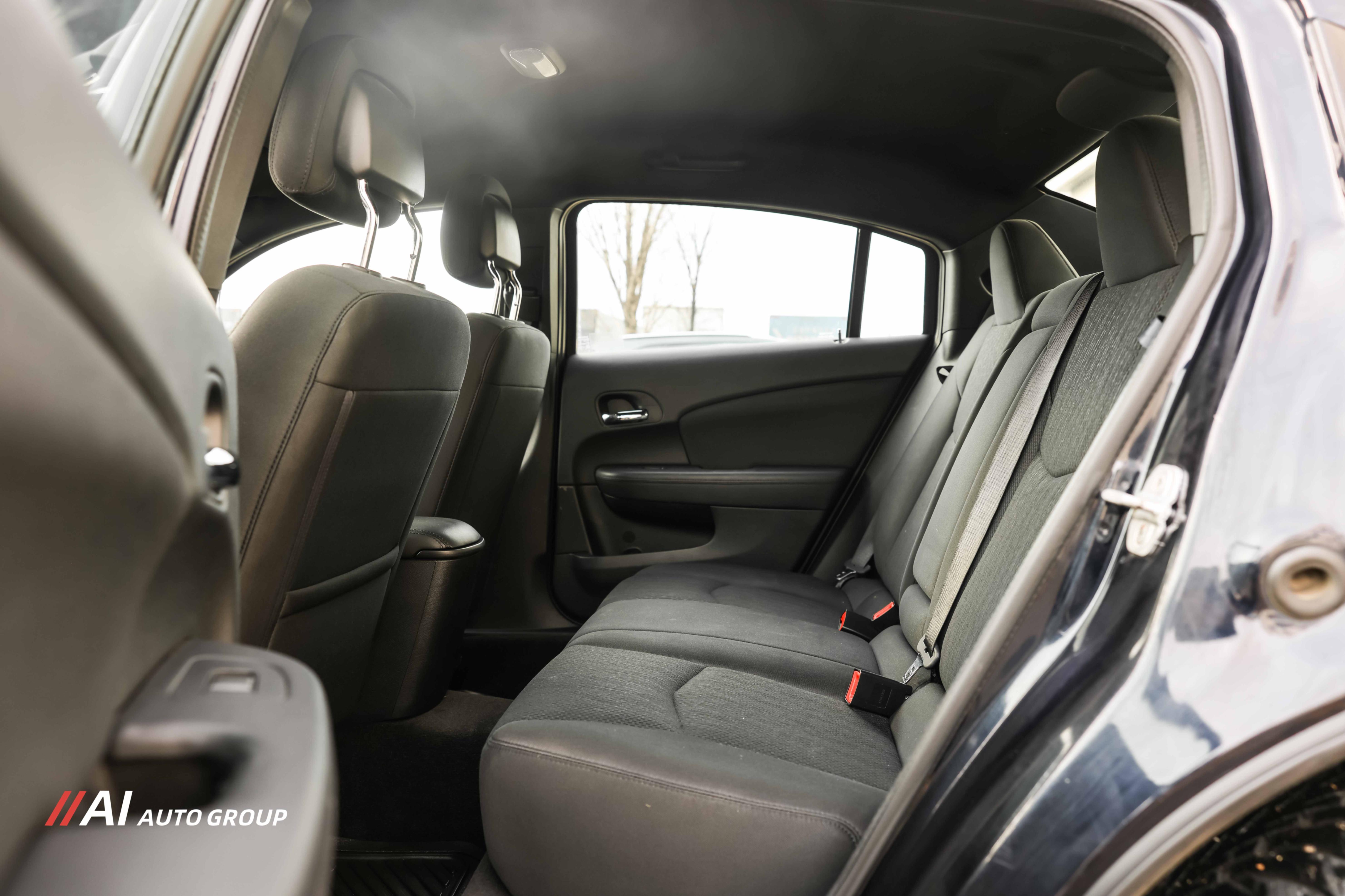 /aiautogroup/2011-Chrysler-200-7818671902644188.jpg