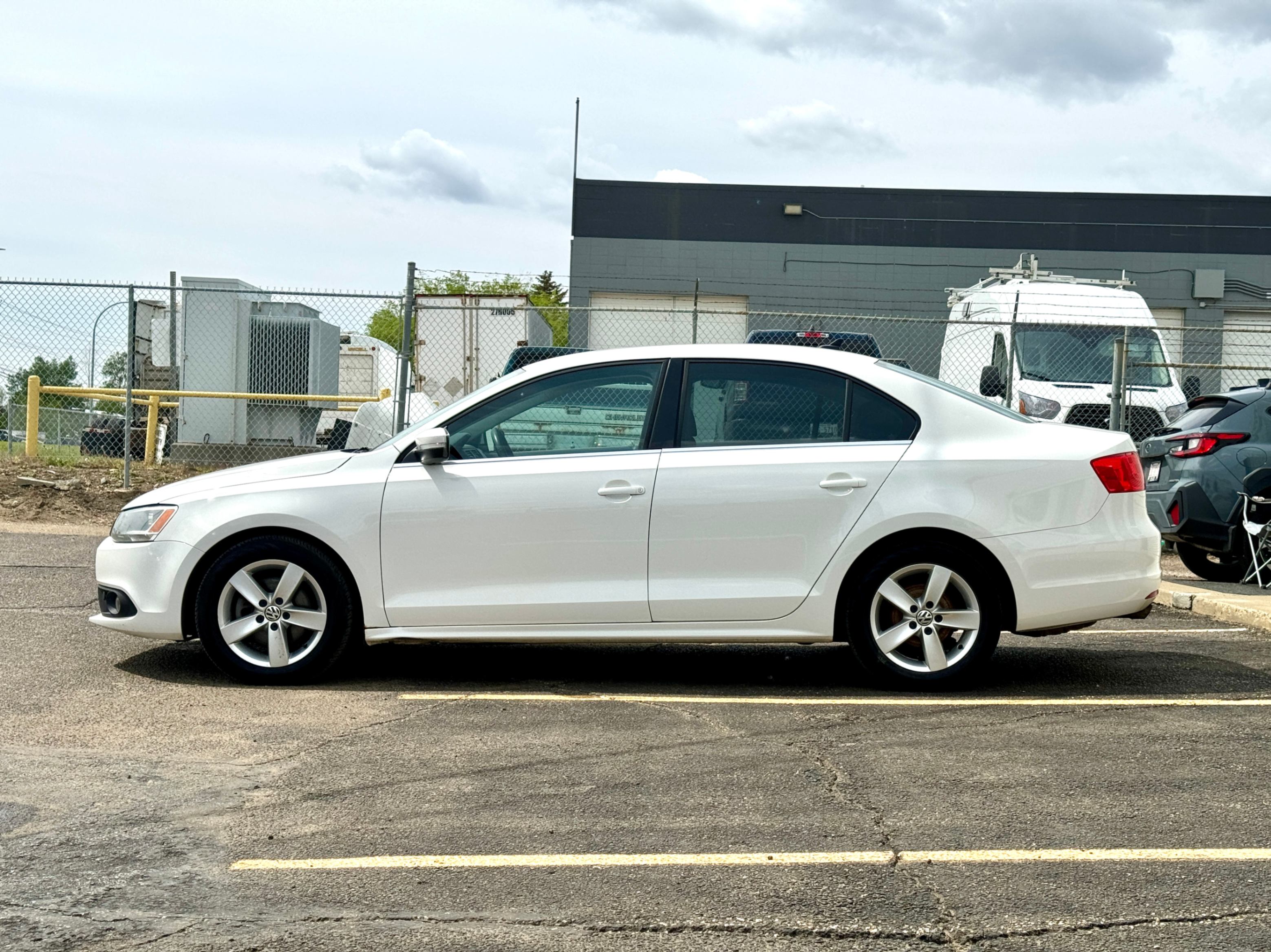 /aiautogroup/2011-Volkswagen-Jetta-1471594024904994.jpg