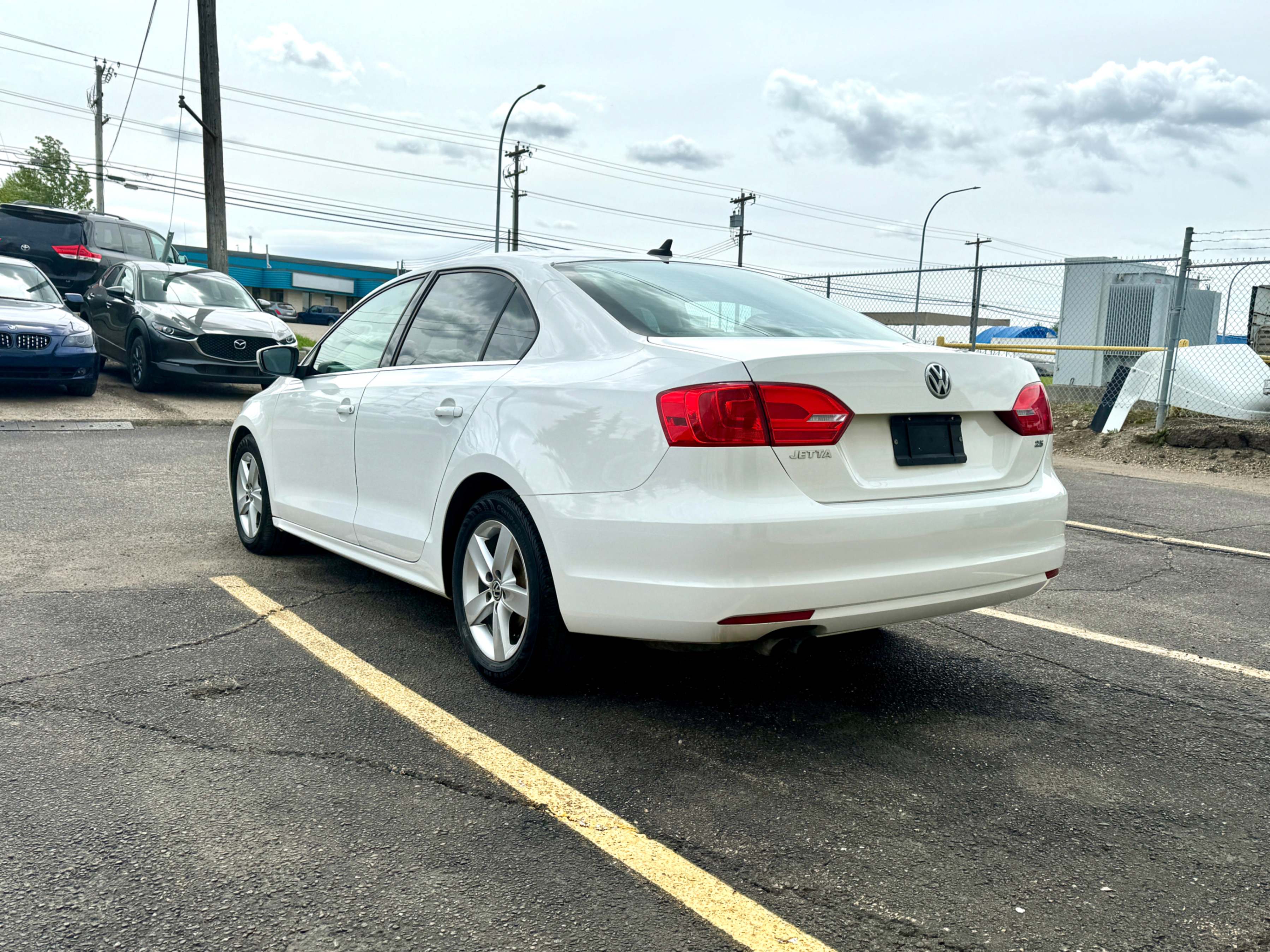/aiautogroup/2011-Volkswagen-Jetta-15555648405698097.jpg