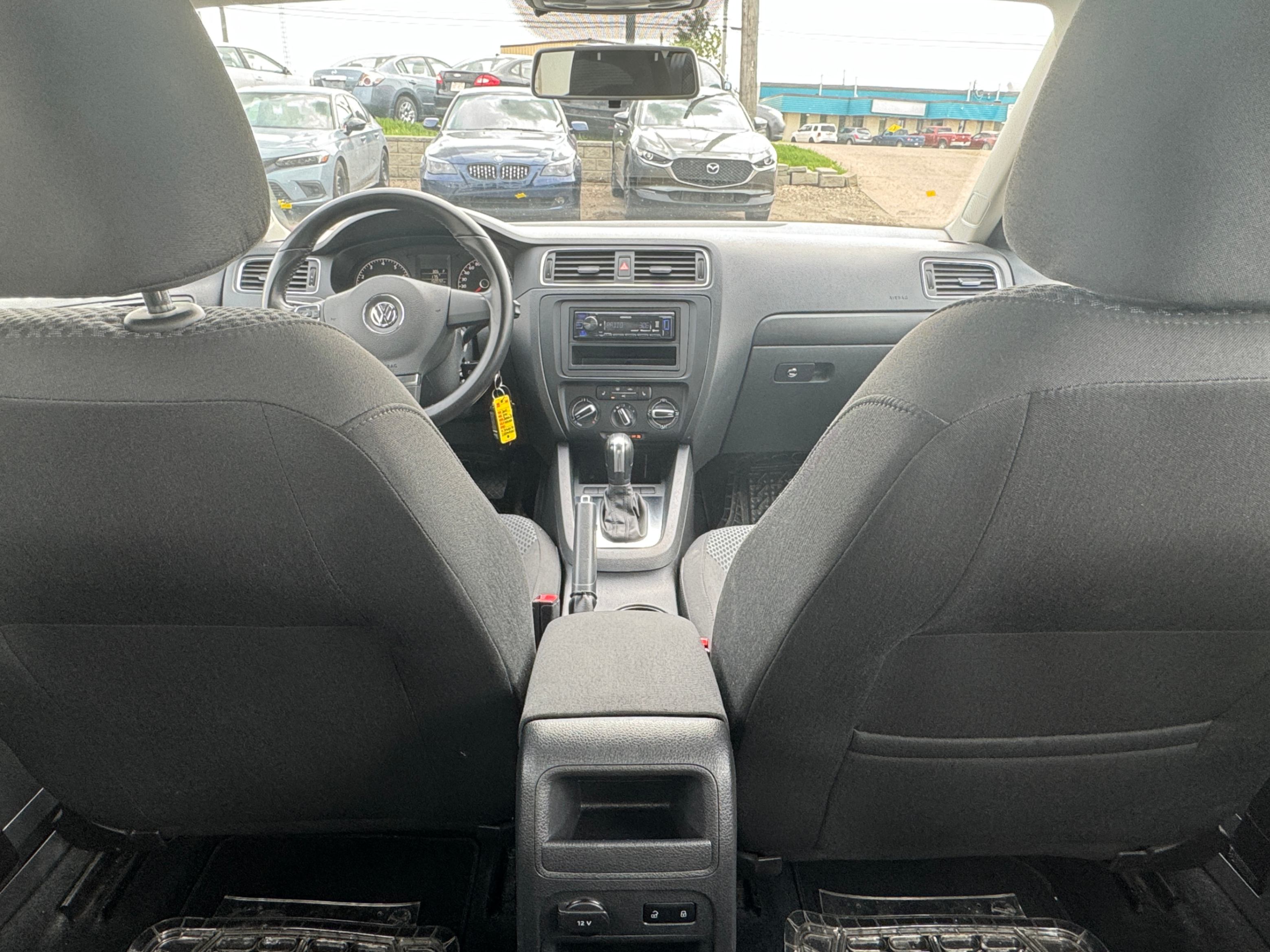 /aiautogroup/2011-Volkswagen-Jetta-7639539828569388.jpg