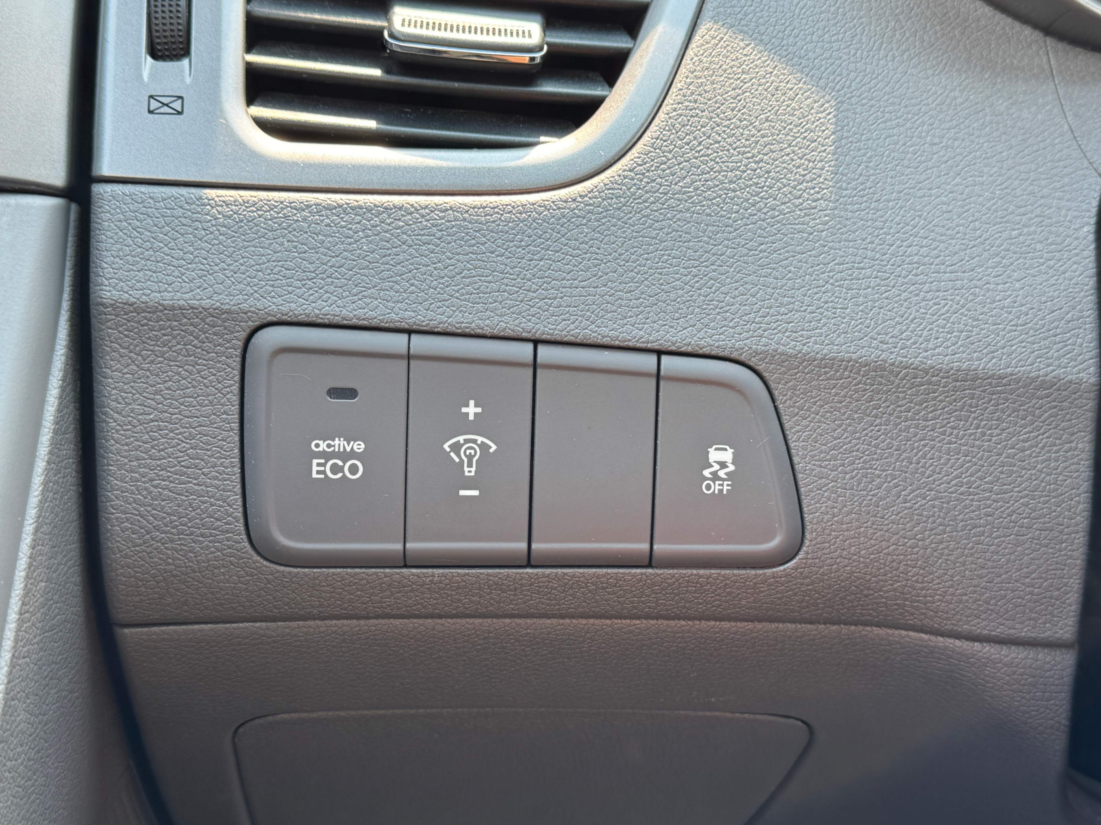 /aiautogroup/2012-Hyundai-Elantra-08674523752436514.jpg