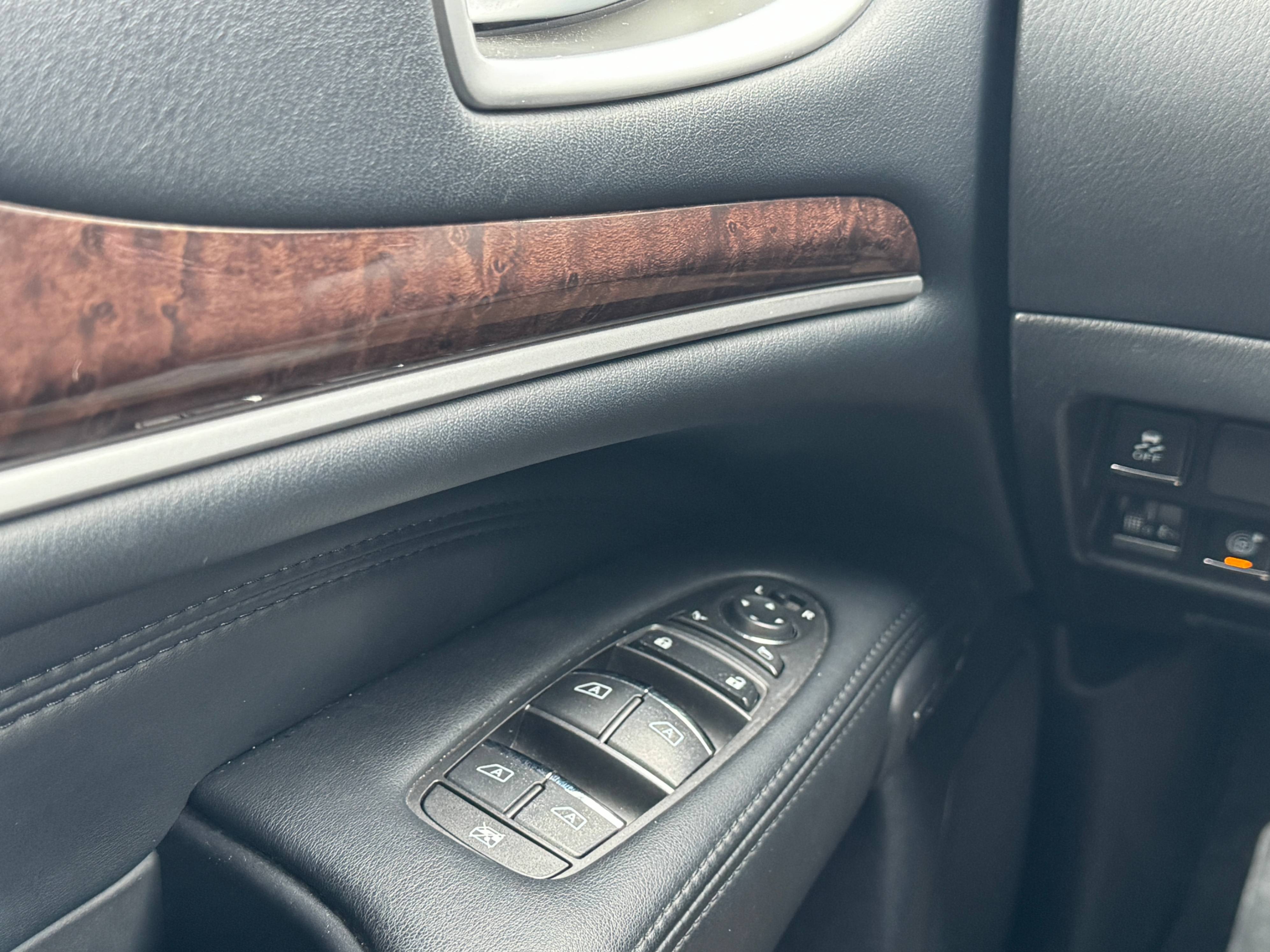 /aiautogroup/2013-INFINITI-JX35-4611213737891735.jpg