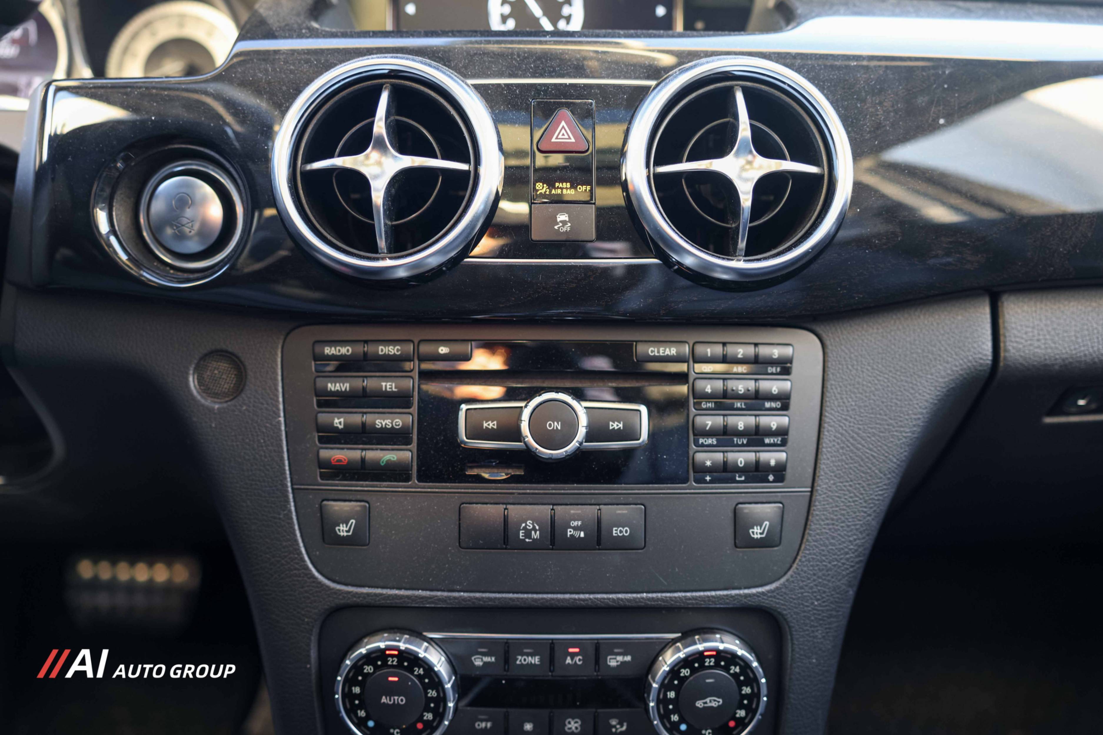 /aiautogroup/2013-Mercedes-Benz-GLK-Class-4890721583583235.jpg