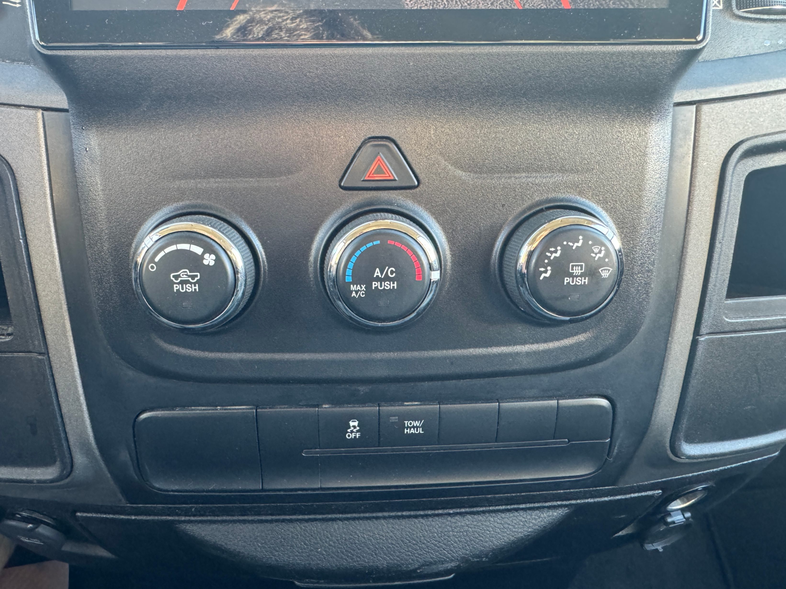 /aiautogroup/2013-Ram-1500-27629240960480295.jpg
