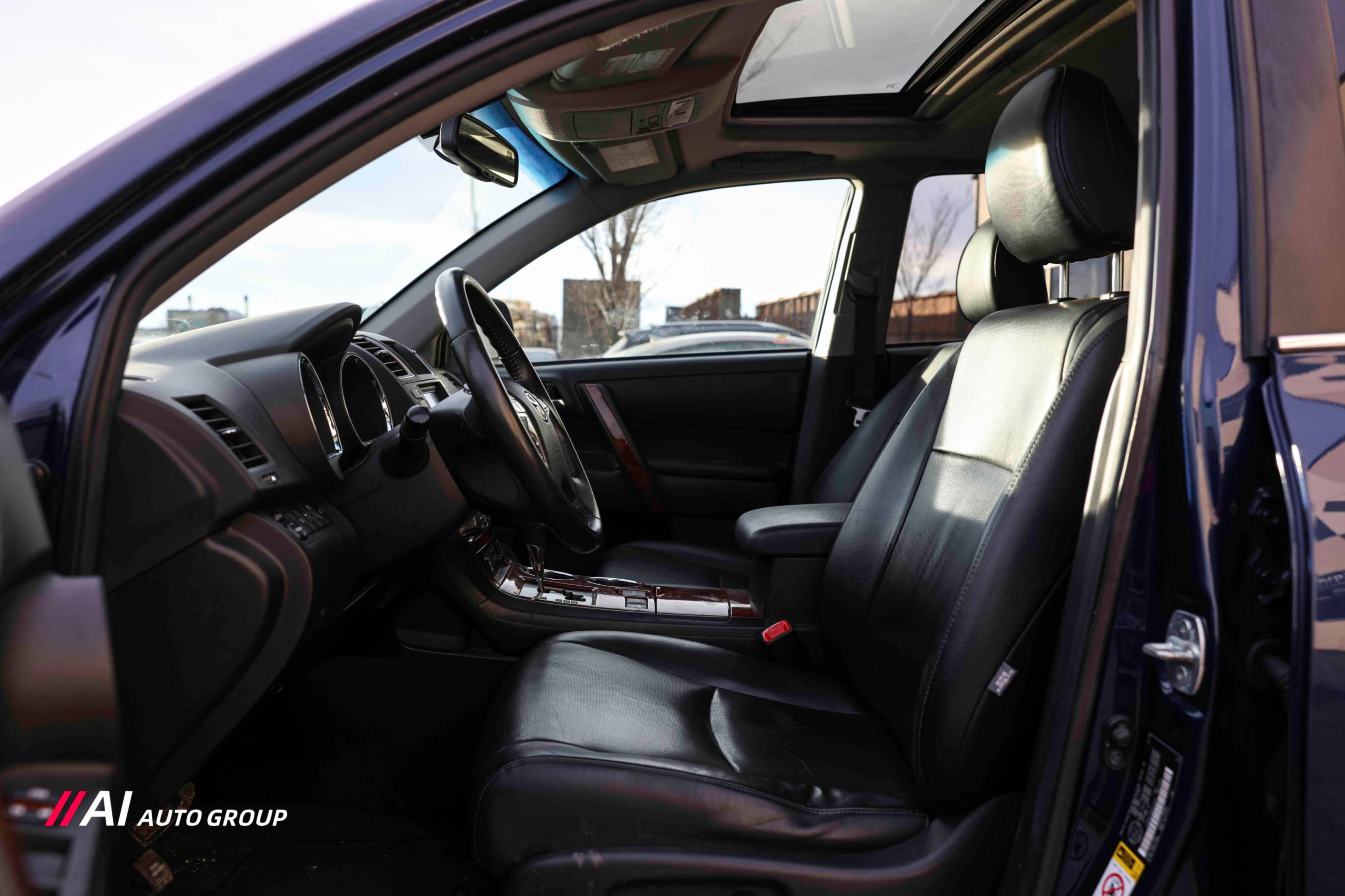/aiautogroup/2013-Toyota-Highlander-8107927172257667.jpg