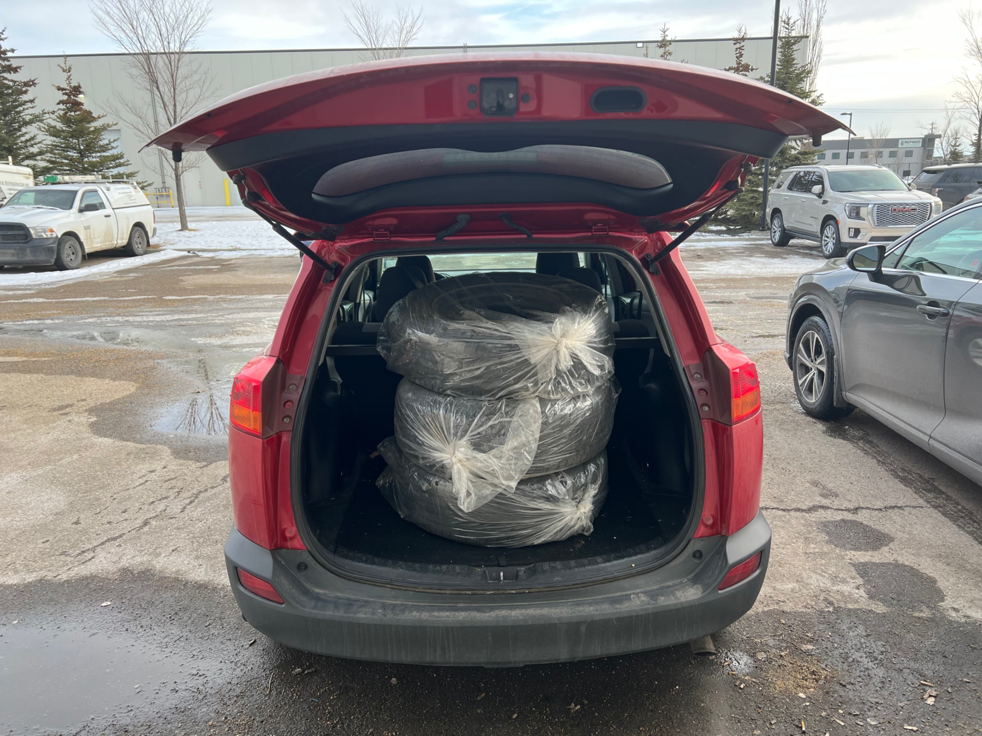 /aiautogroup/2013-Toyota-RAV4-49159273791763014.jpg