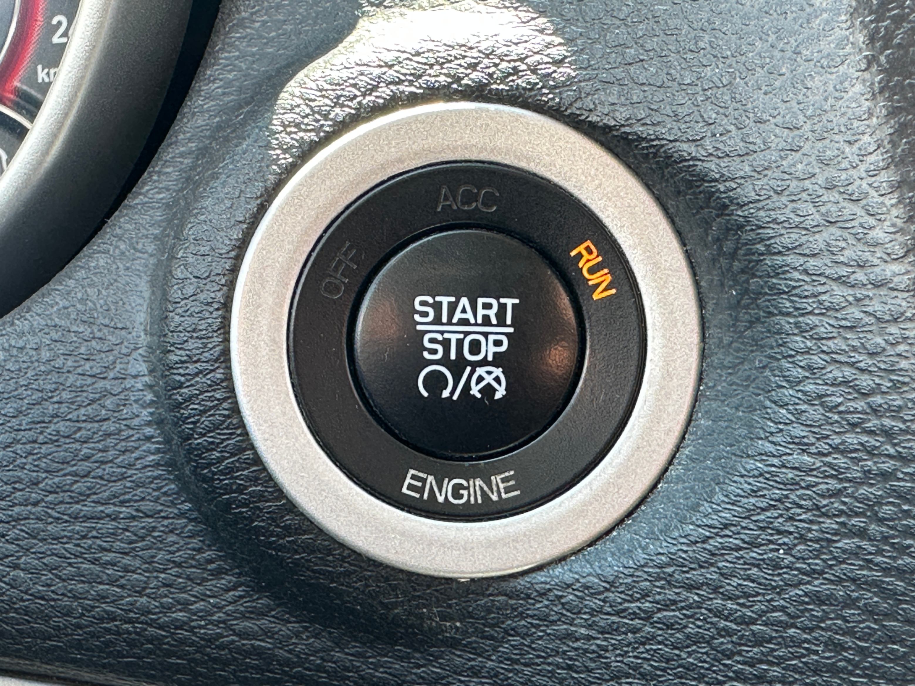 /aiautogroup/2014-Dodge-Journey-880654131334935.jpg