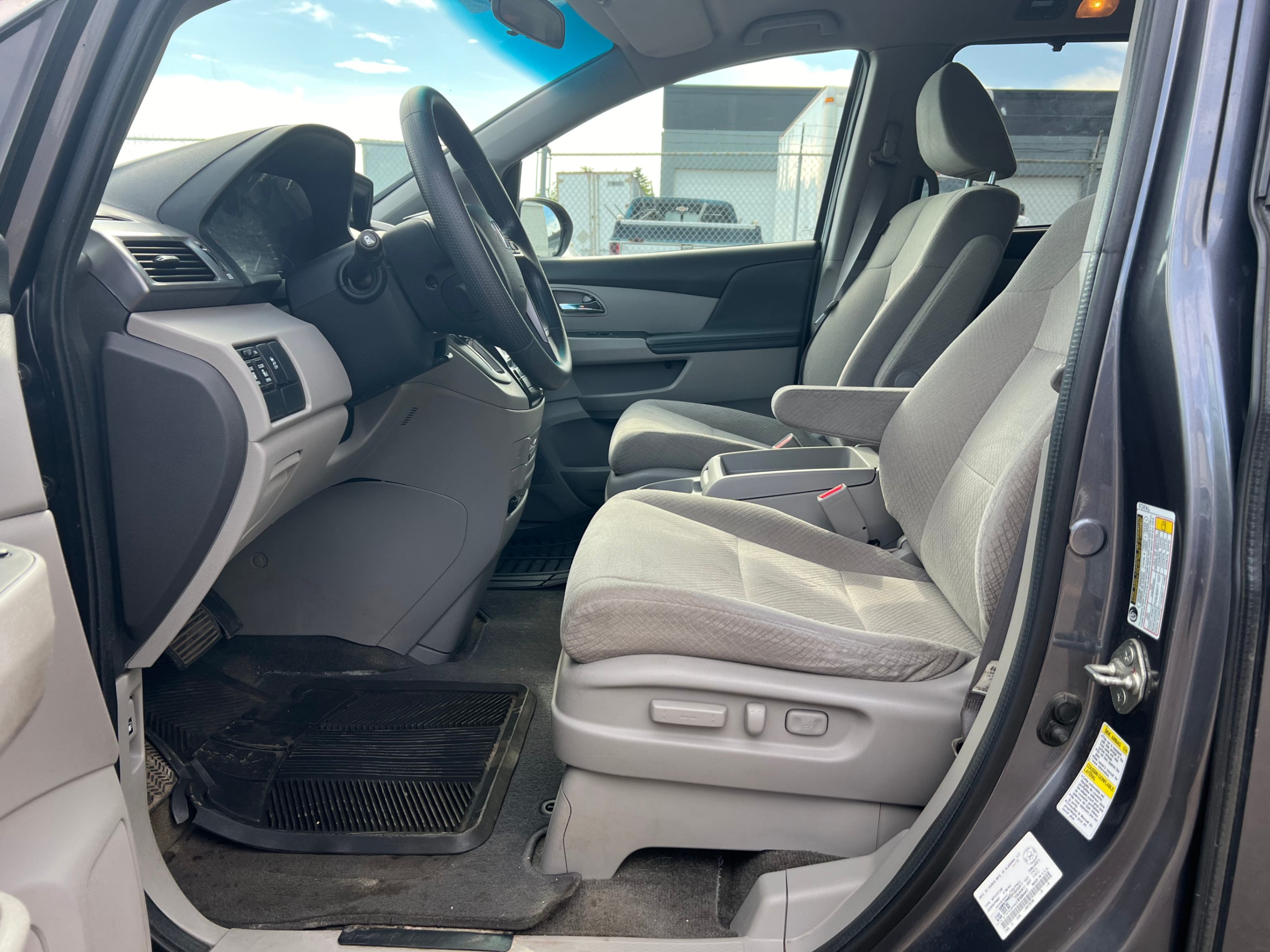 /aiautogroup/2014-Honda-Odyssey-5777858327304226.jpg