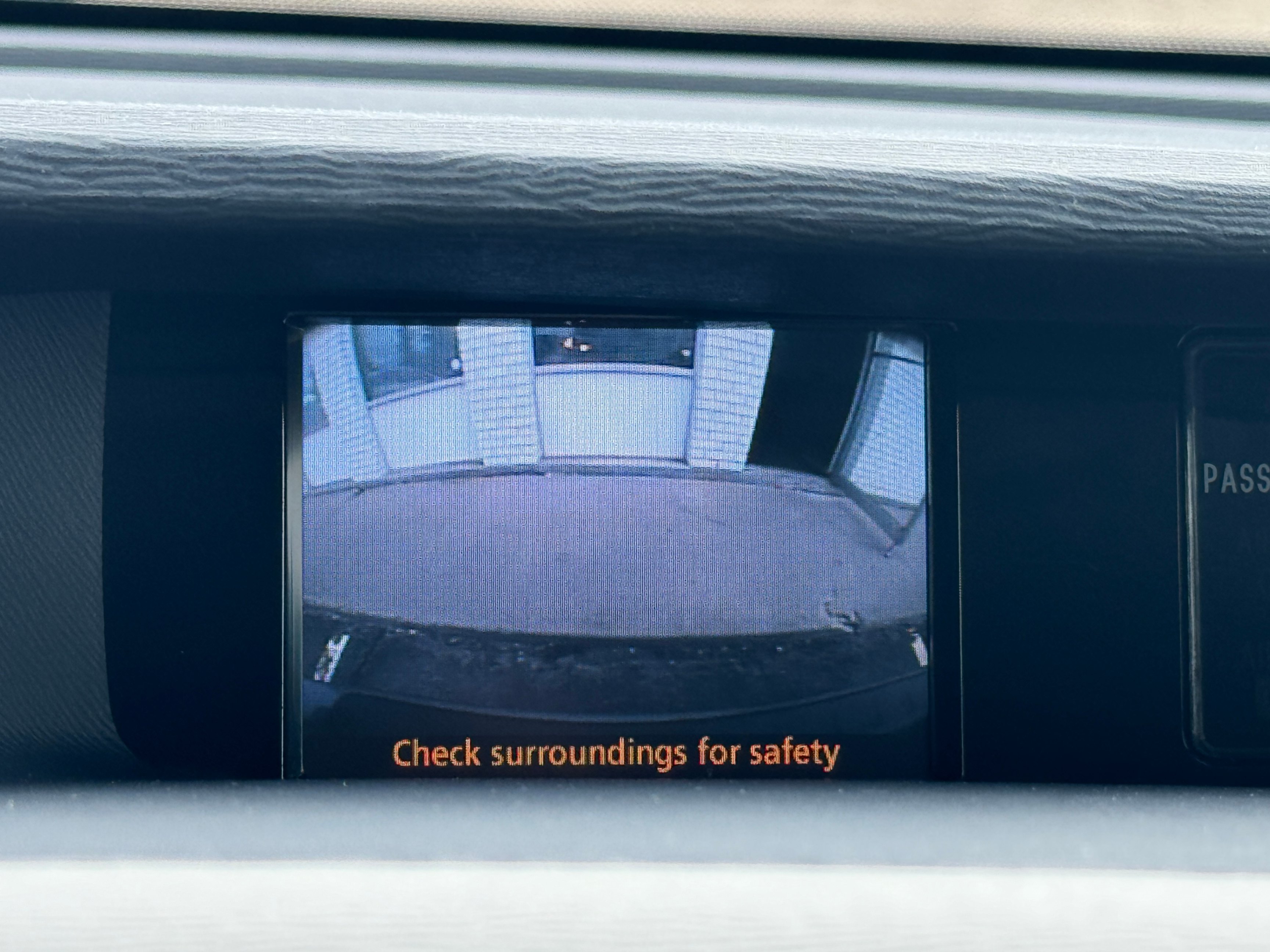 /aiautogroup/2014-Toyota-Sienna-9345154945027478.jpg