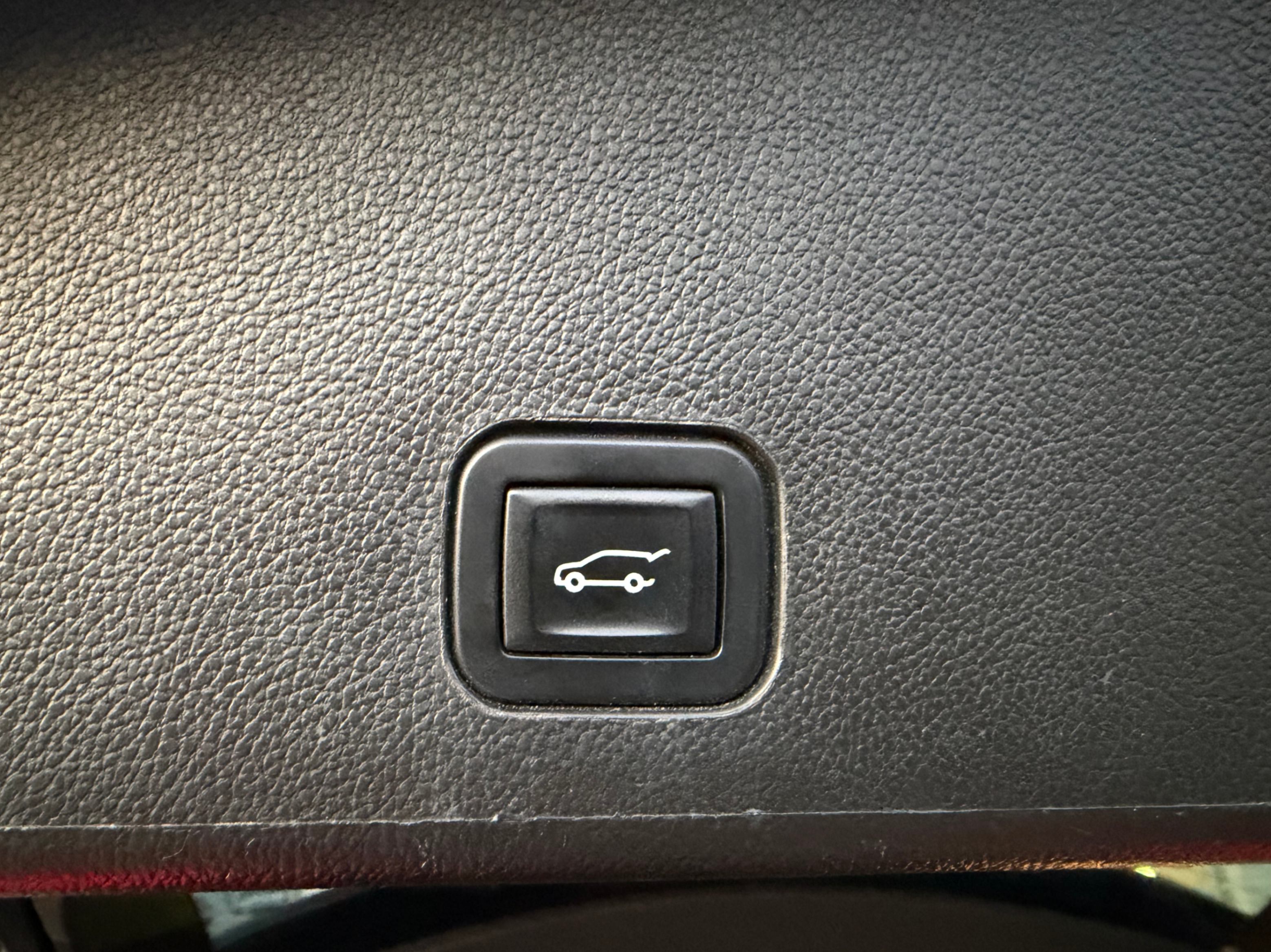 /aiautogroup/2015-Cadillac-SRX-28181225504609597.jpg