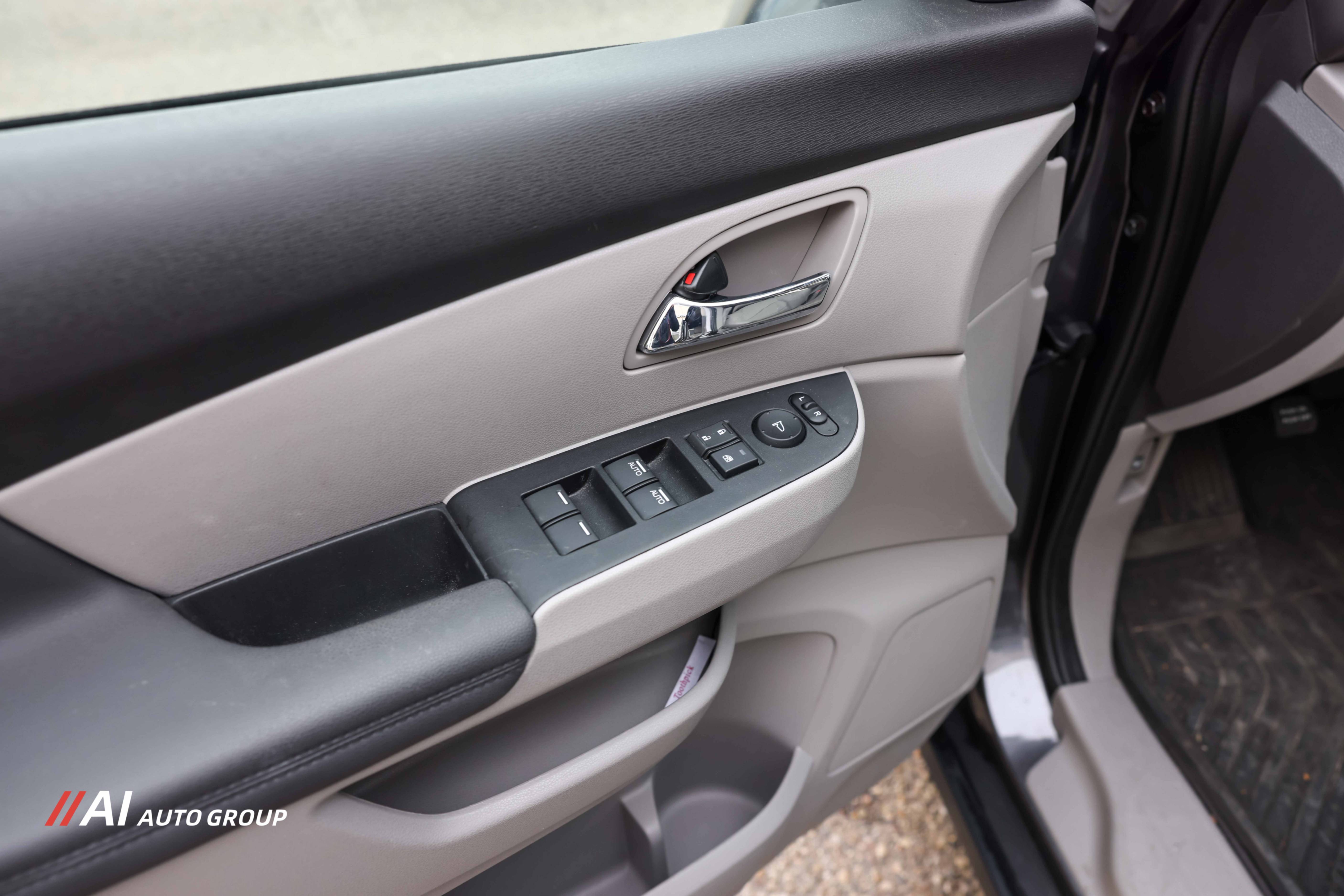 /aiautogroup/2015-Honda-Odyssey-6030054048972808.jpg
