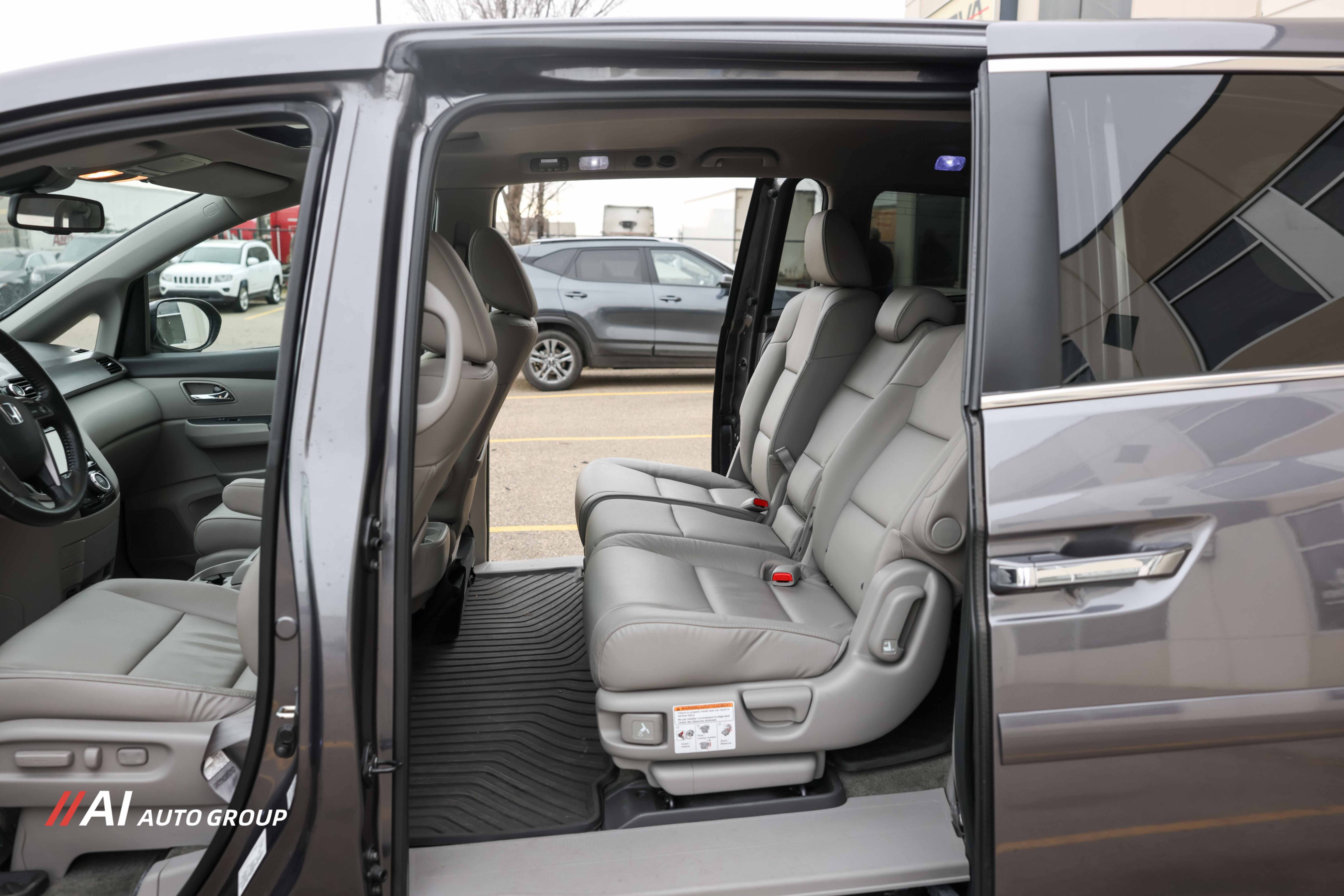 /aiautogroup/2015-Honda-Odyssey-6741685494618839.jpg