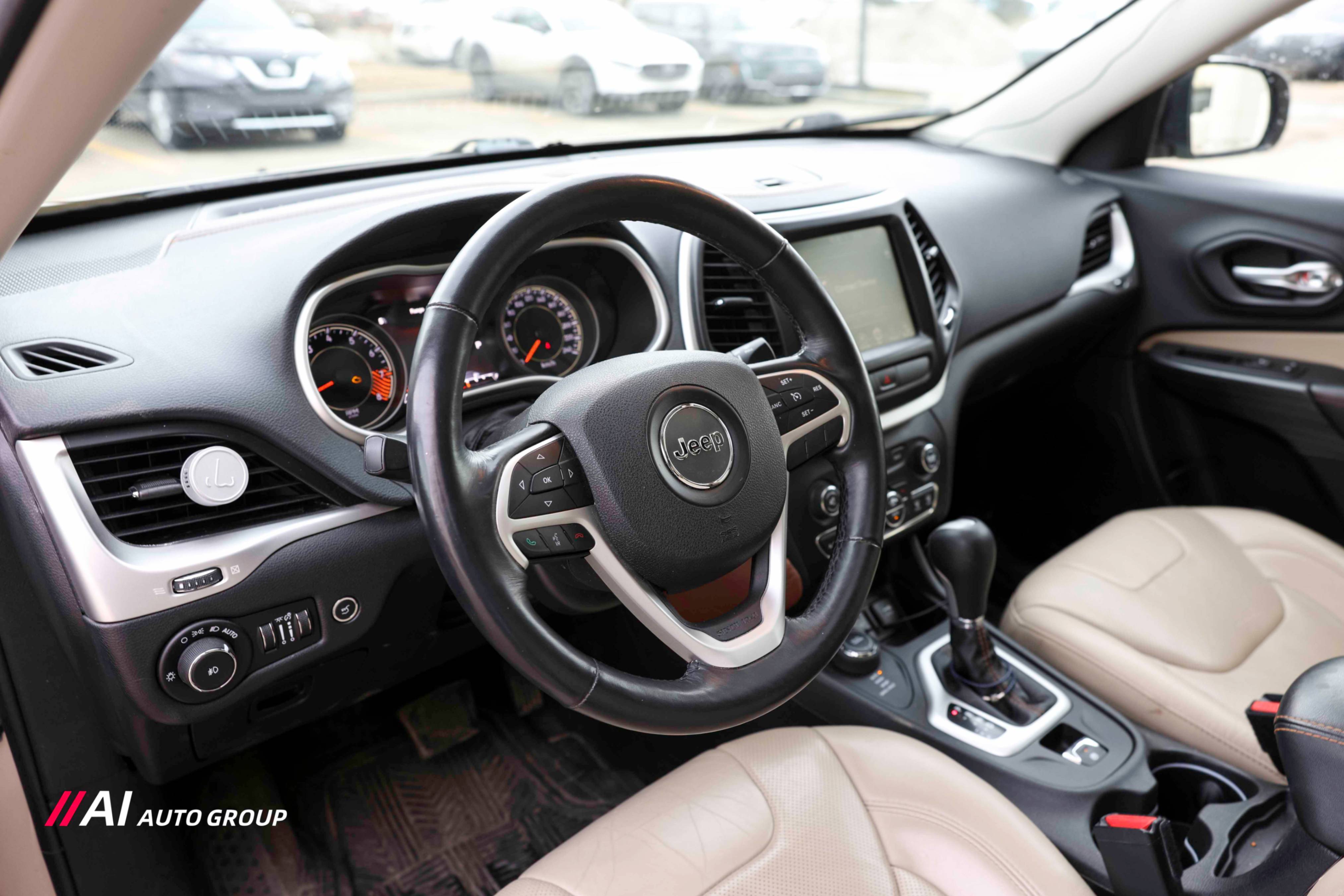 /aiautogroup/2015-Jeep-Cherokee-1668765642900154.jpg