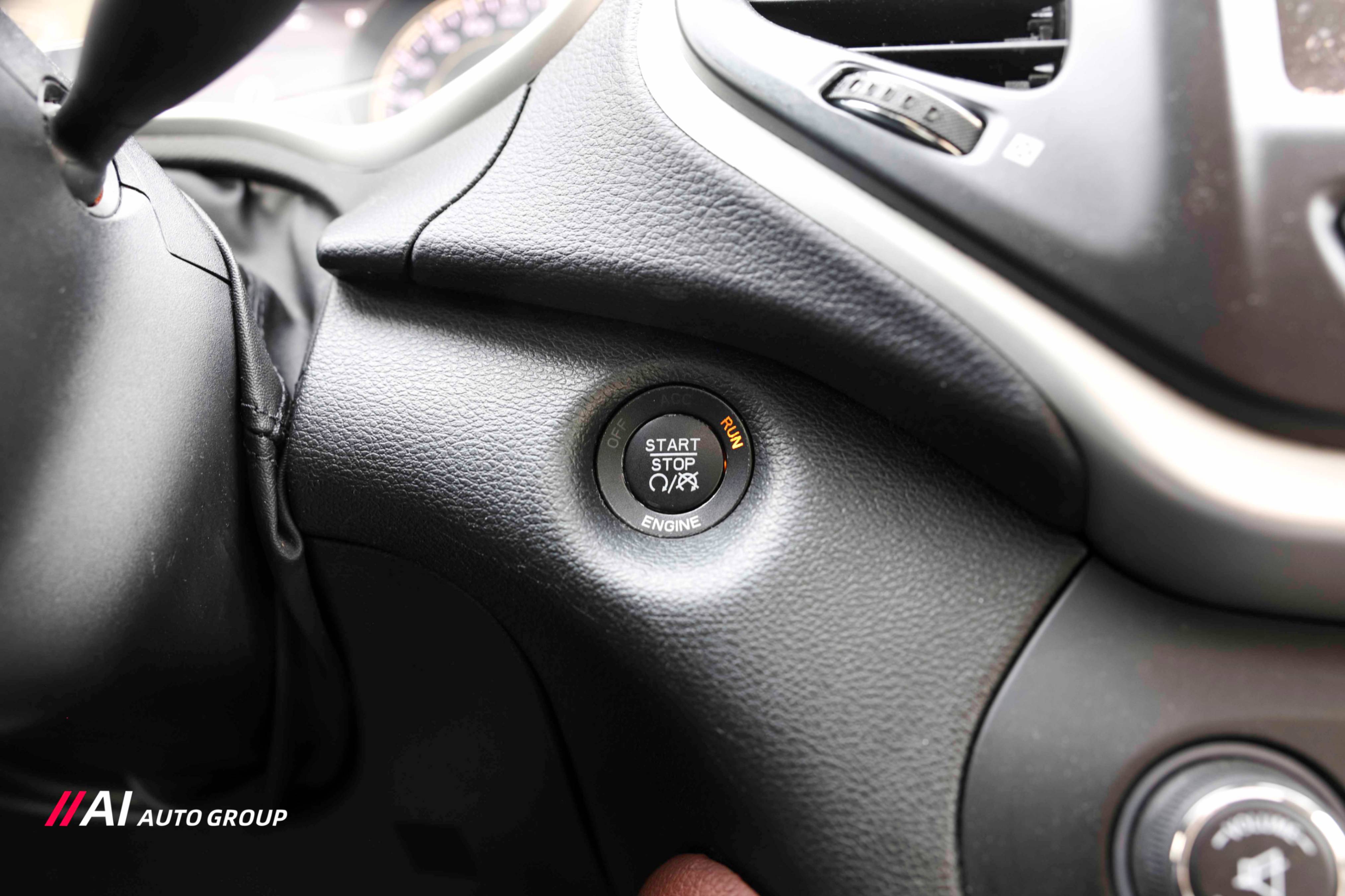 /aiautogroup/2015-Jeep-Cherokee-5954030988981756.jpg