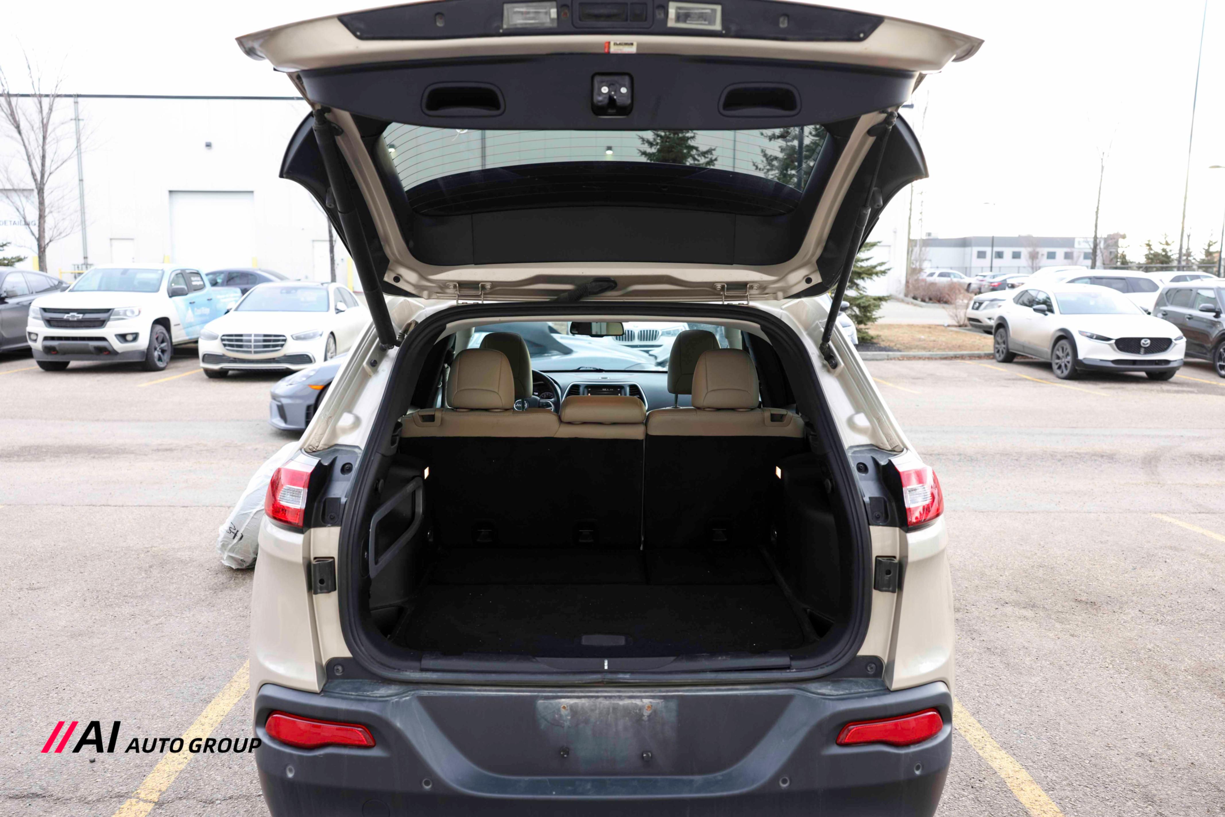 /aiautogroup/2015-Jeep-Cherokee-9966076513651632.jpg