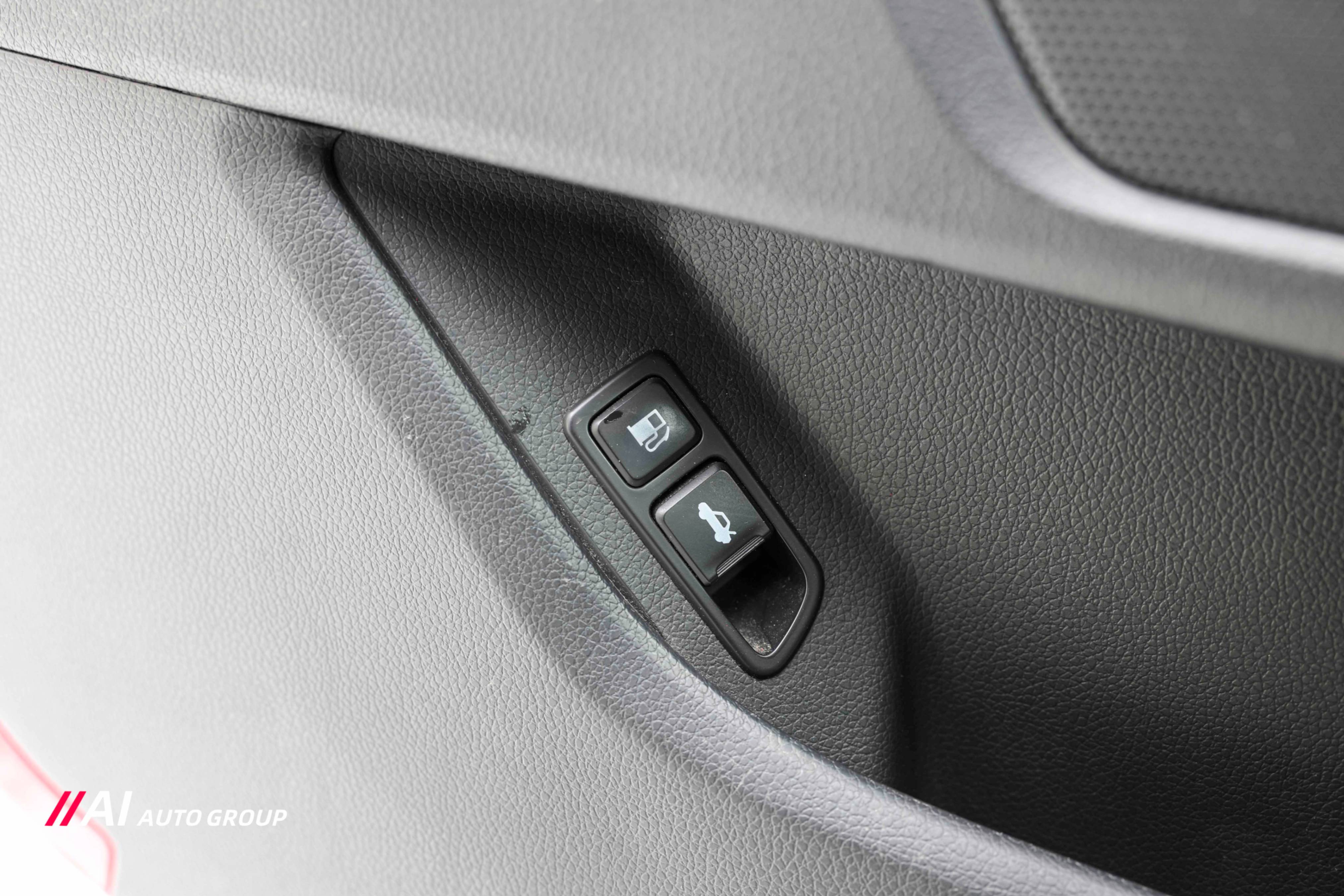 /aiautogroup/2015-Kia-Optima-1396007449595349.jpg
