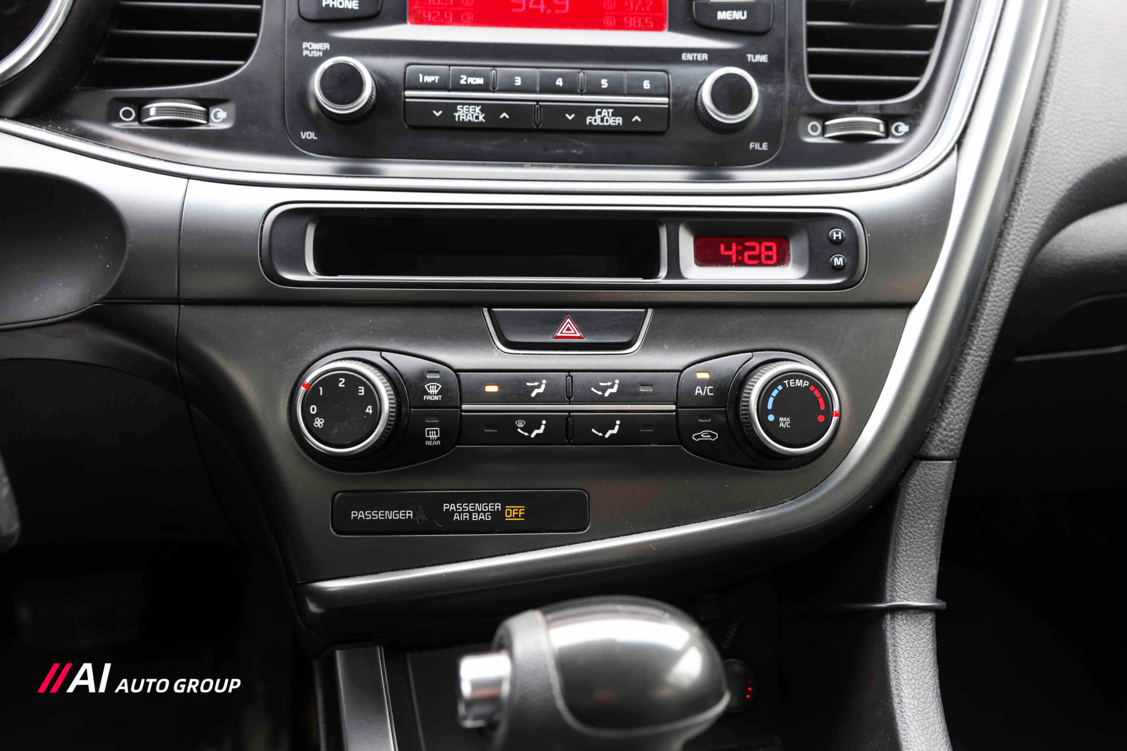 /aiautogroup/2015-Kia-Optima-40153347115057336.jpg