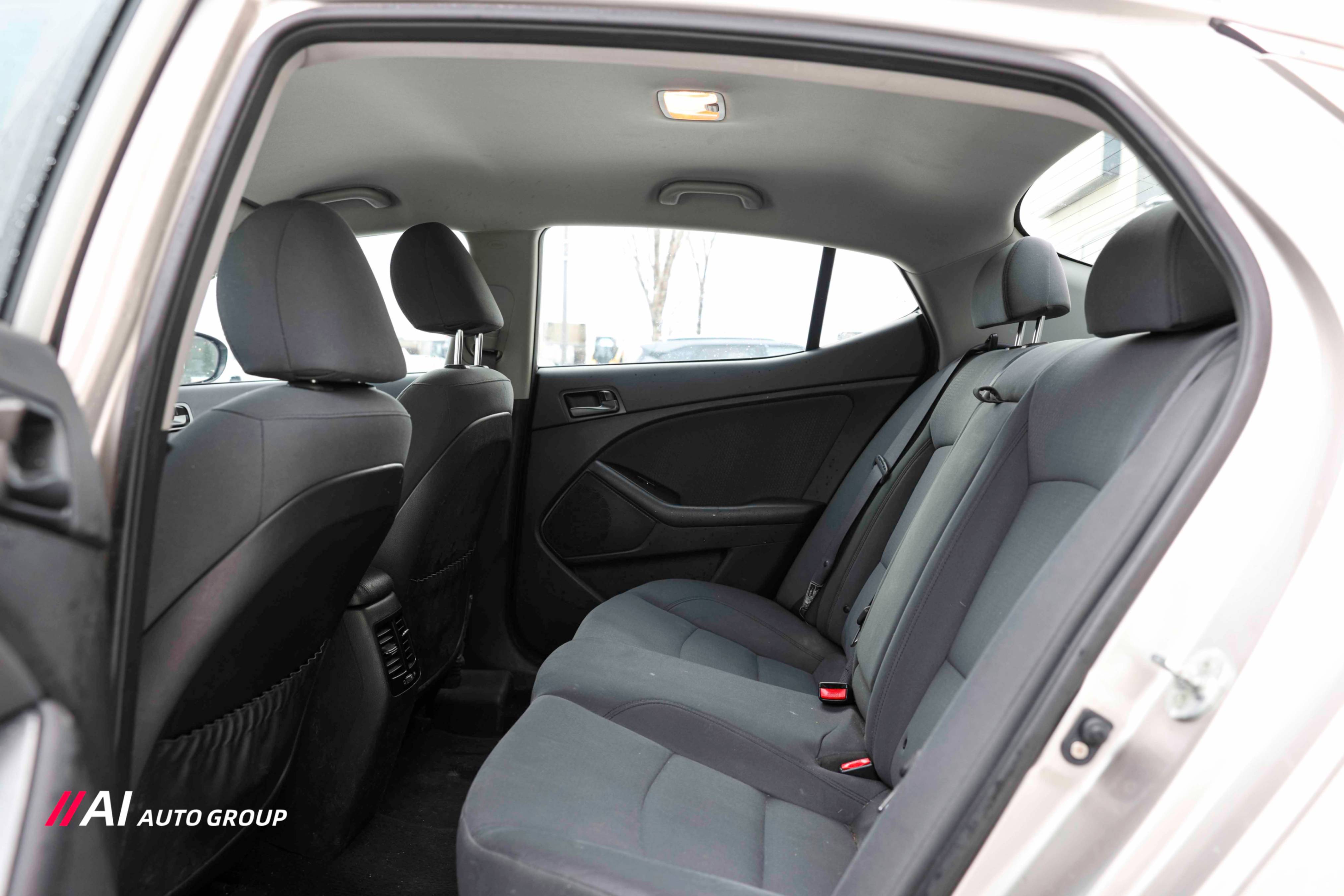 /aiautogroup/2015-Kia-Optima-9305382318411259.jpg