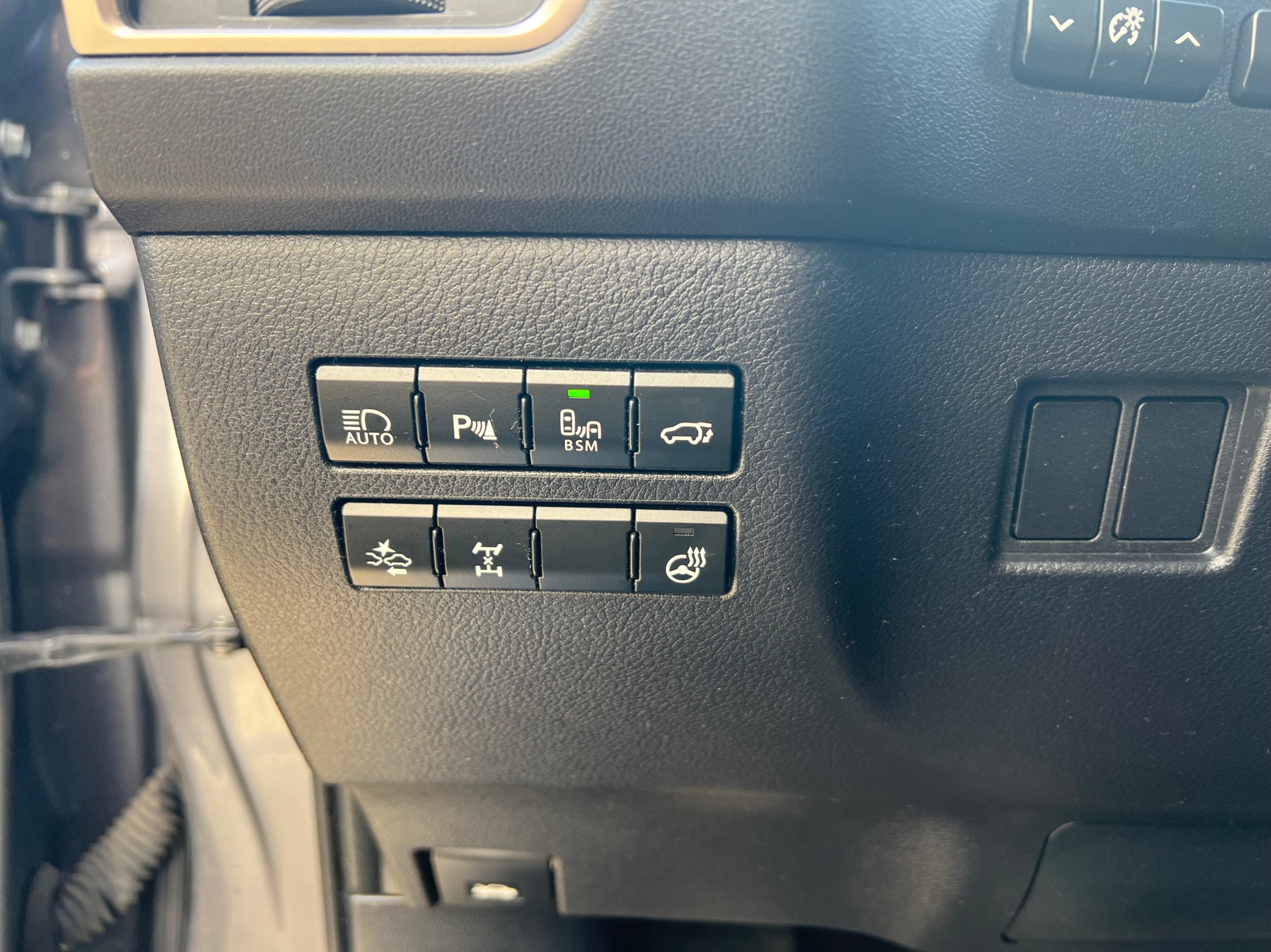 /aiautogroup/2015-Lexus-NX200t-8401507616597945.jpg