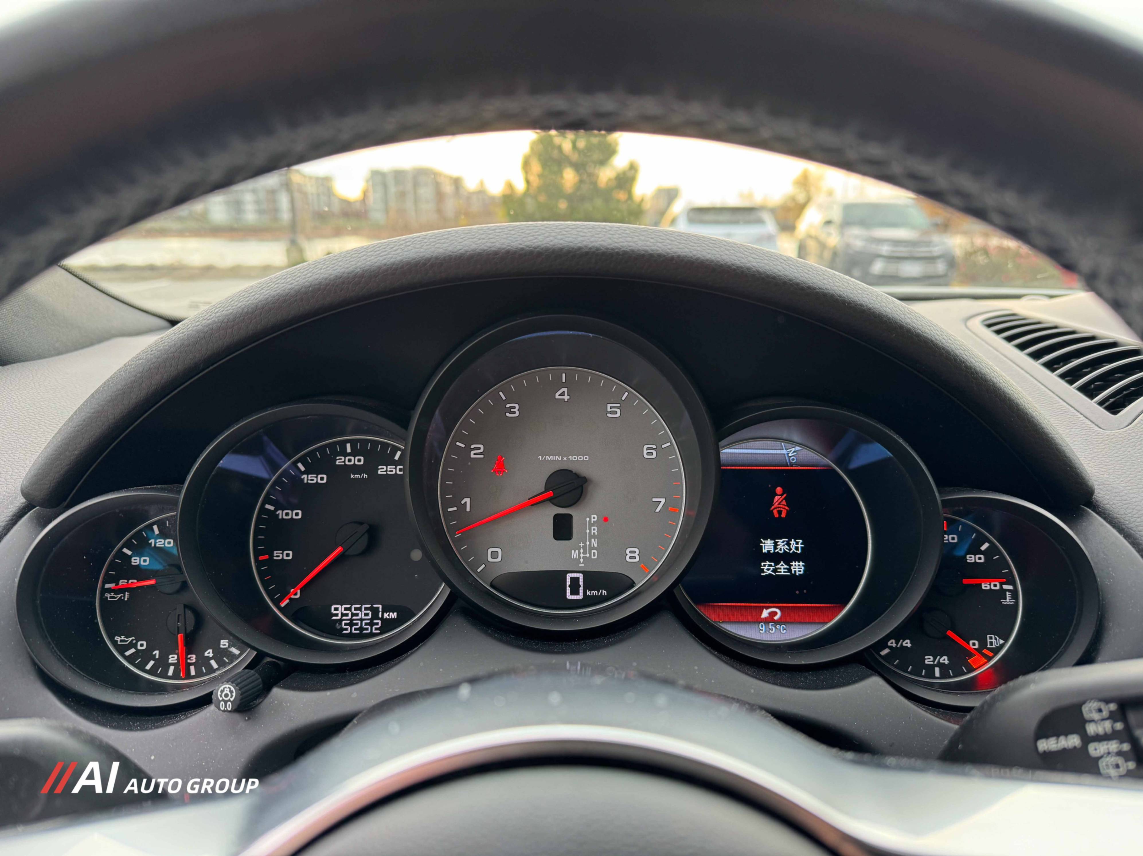 /aiautogroup/2015-Porsche-Cayenne-46784698144642656.jpg