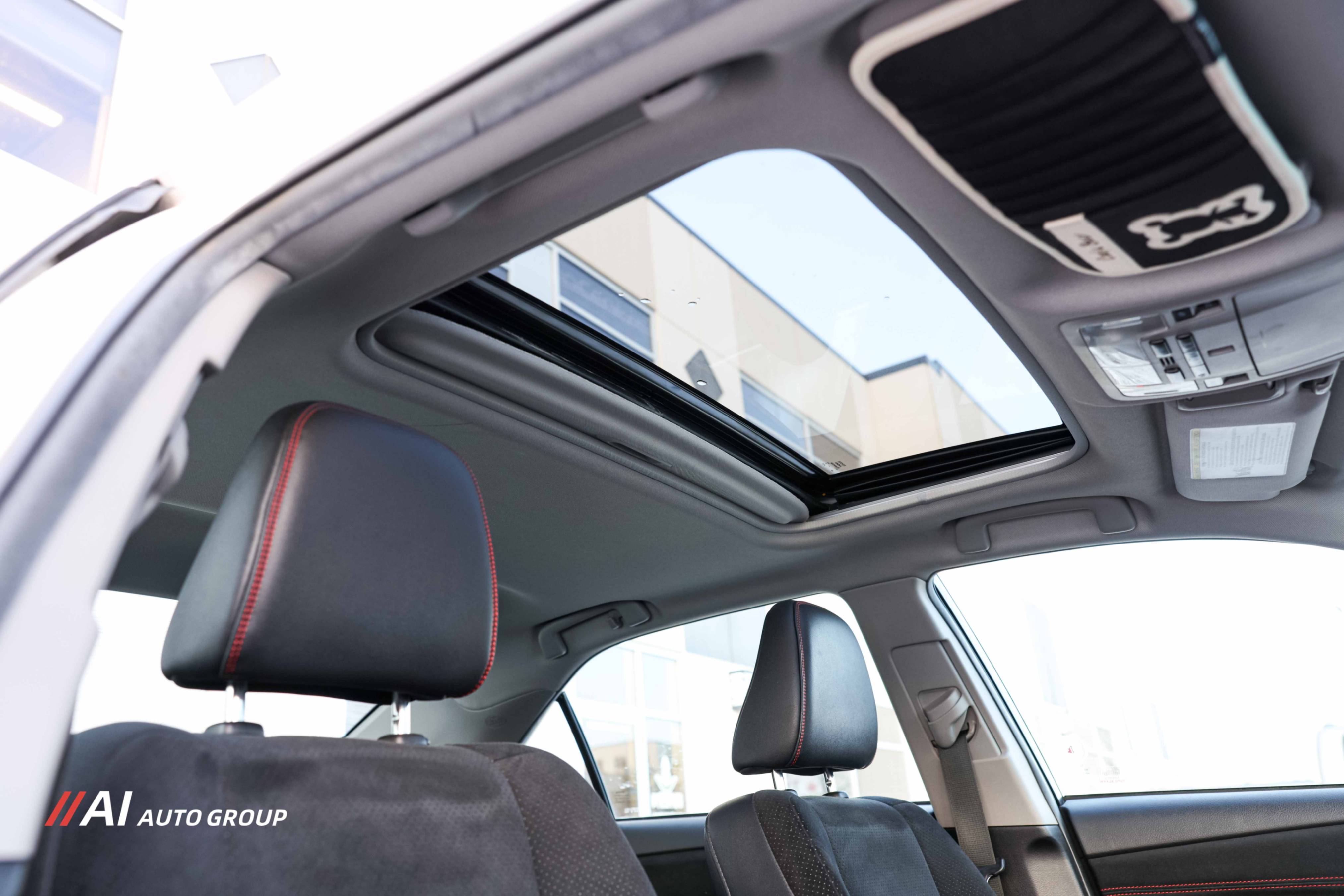 /aiautogroup/2015-Toyota-Camry-19608138894115057.jpg
