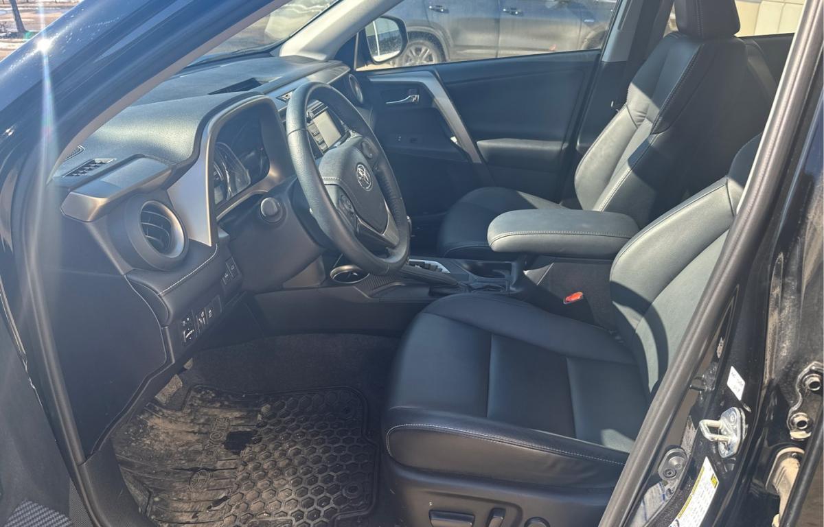 /aiautogroup/2015-Toyota-RAV4-6221463384790806.jpg