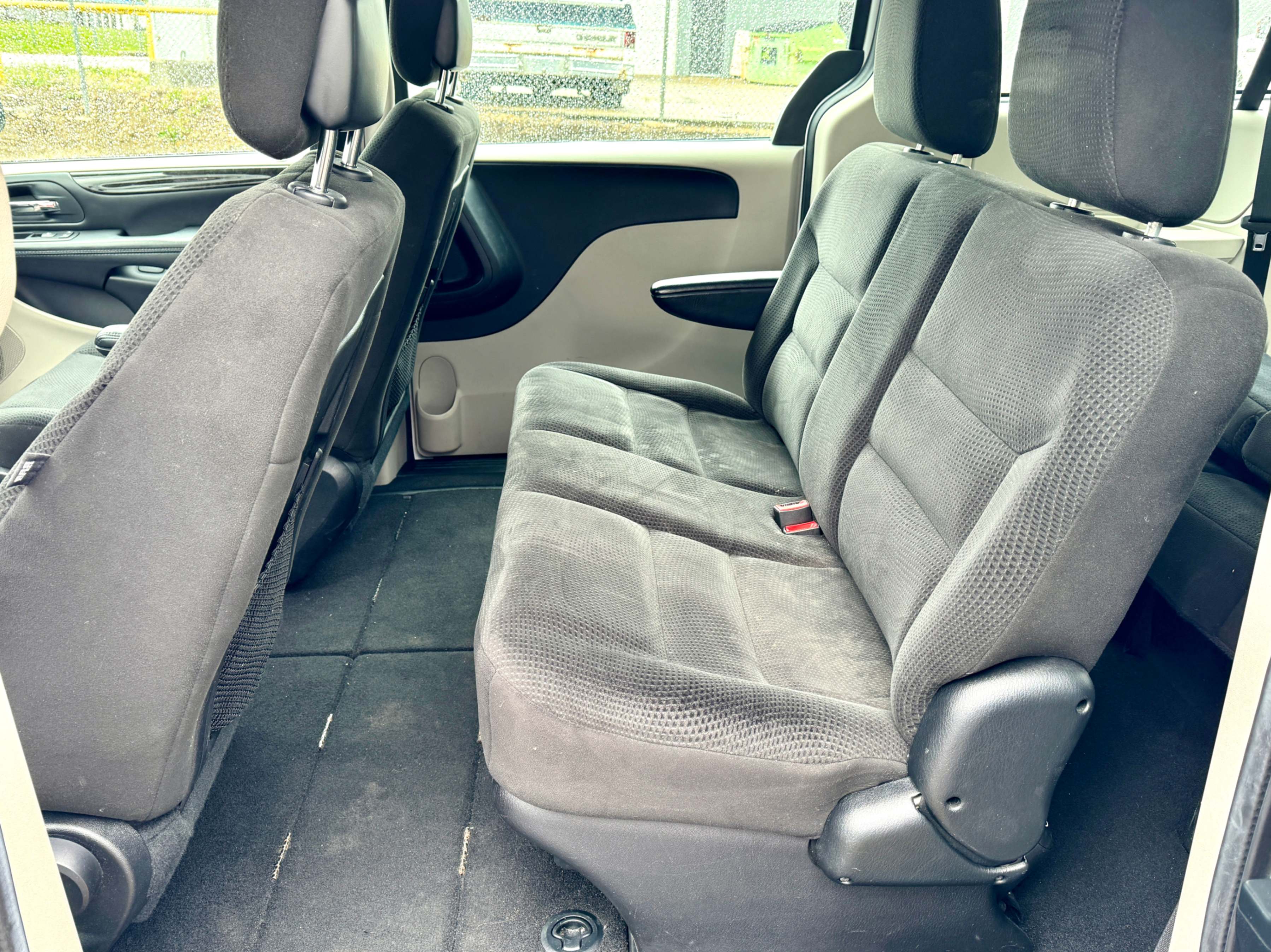 /aiautogroup/2016-Dodge-GrandCaravan-018804614196870517.jpg