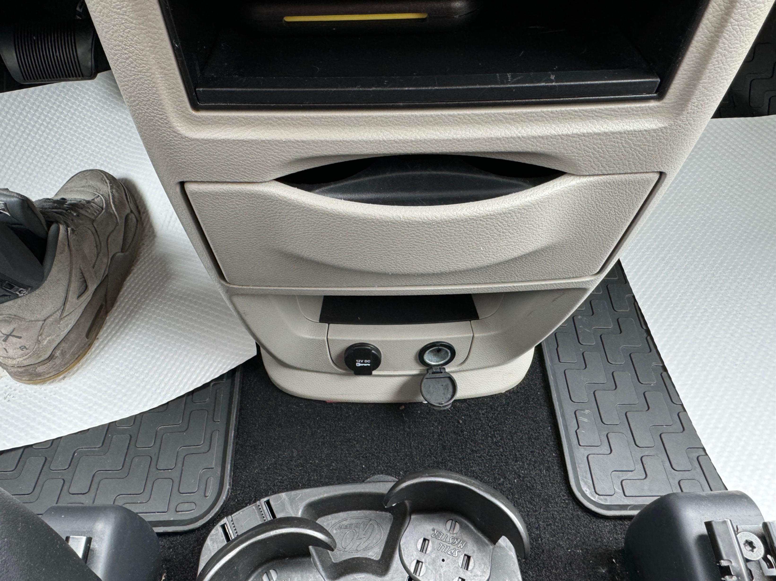 /aiautogroup/2016-Dodge-GrandCaravan-43859048242274645.jpg