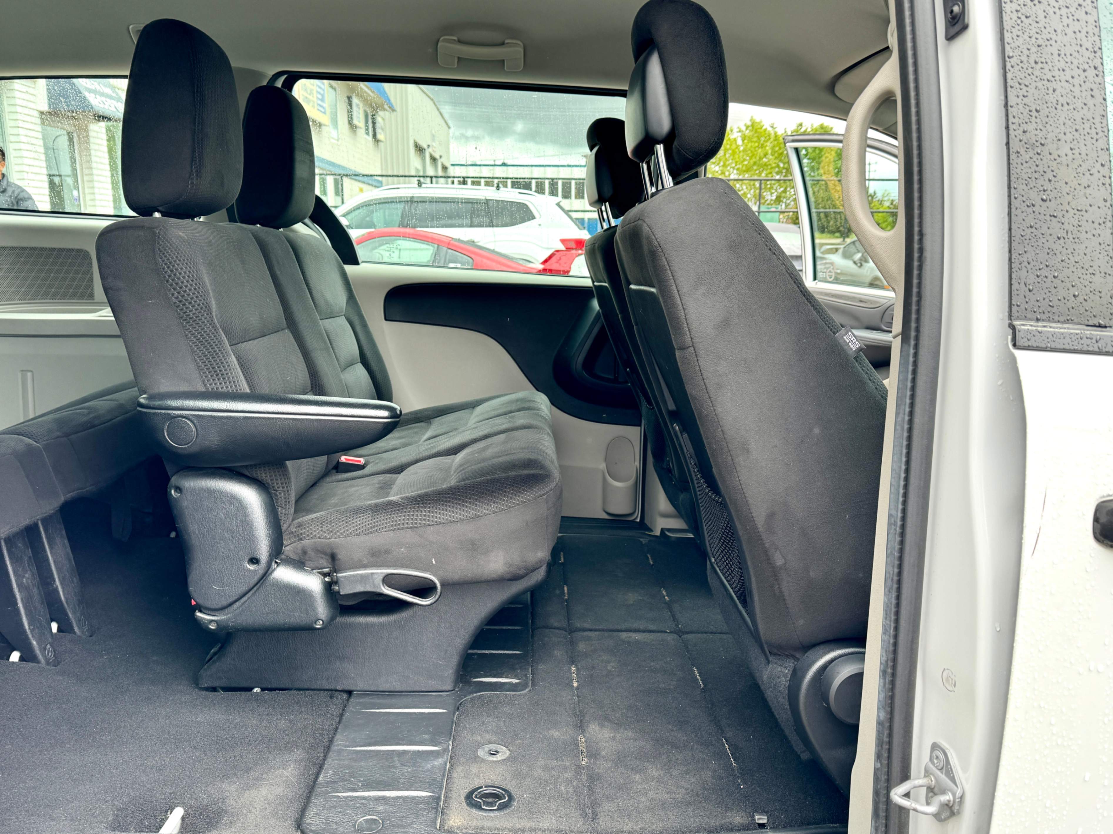 /aiautogroup/2016-Dodge-GrandCaravan-6134944943664928.jpg