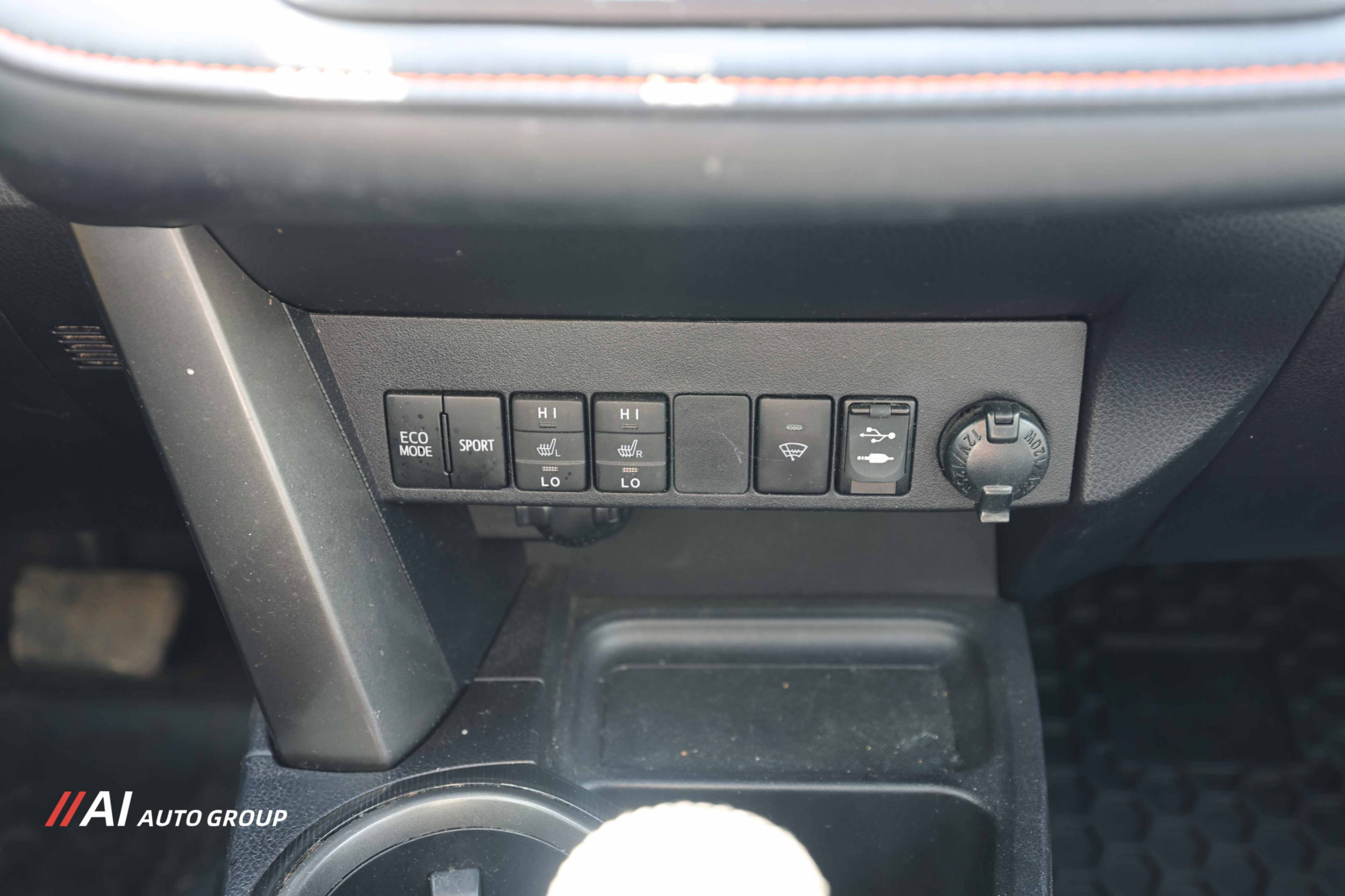 /aiautogroup/2016-Toyota-RAV4-9986619345410344.jpg